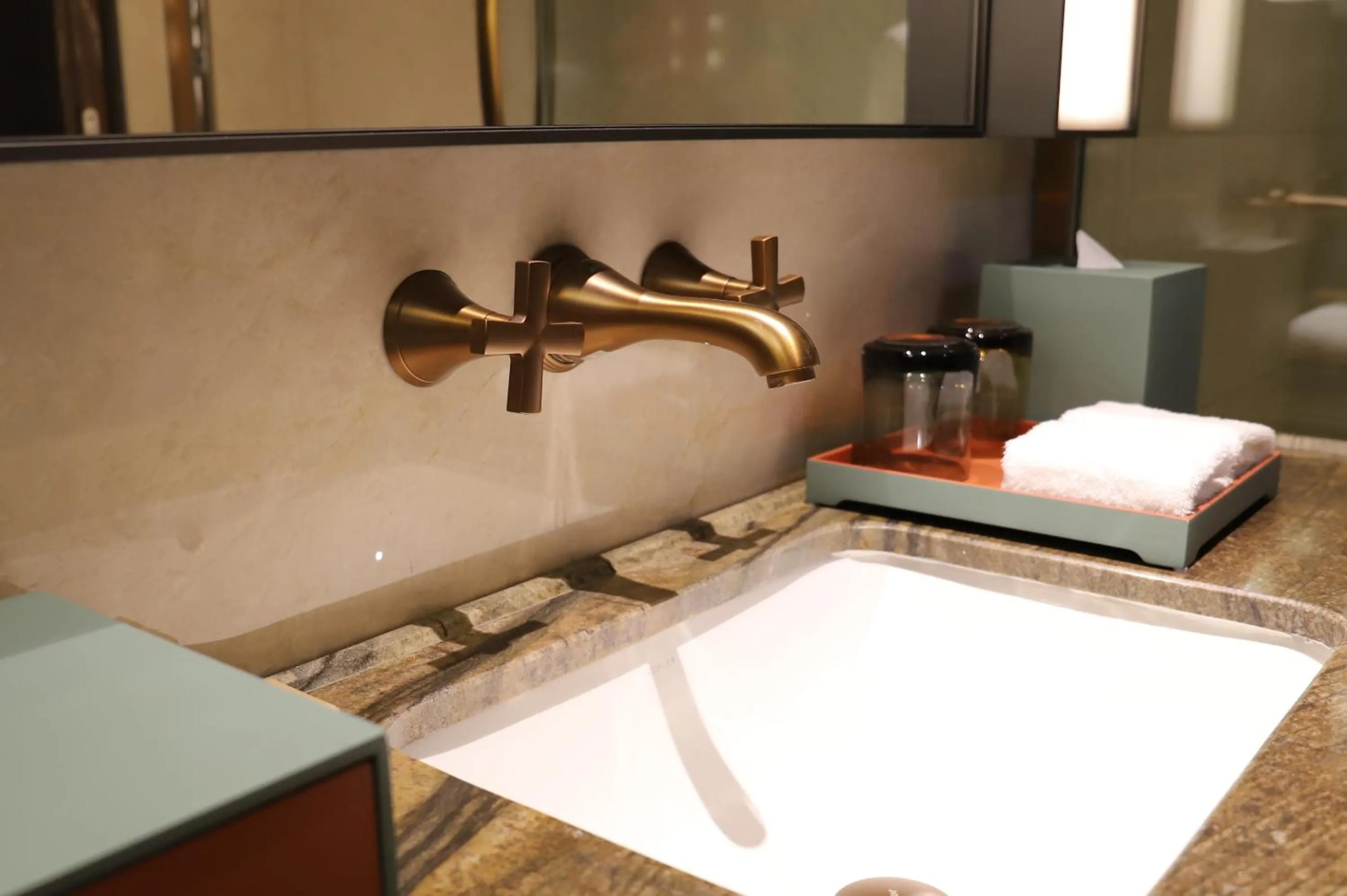 Bathroom in CYNN XANADU Hotel Chengdu