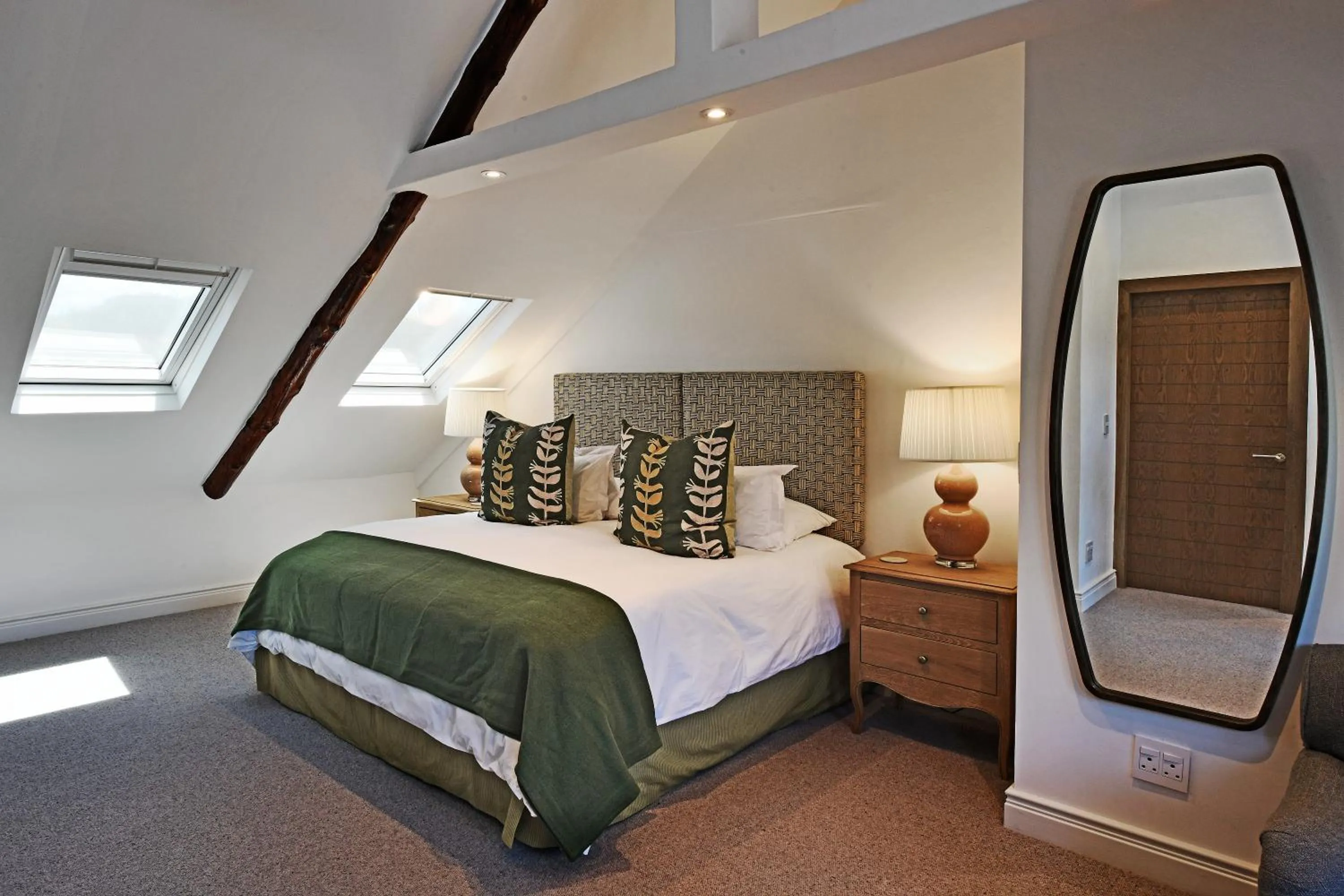 Premium Family Suite With Mountain View(1 Queen Double & 1 Twin bedded Room) in The Coach House