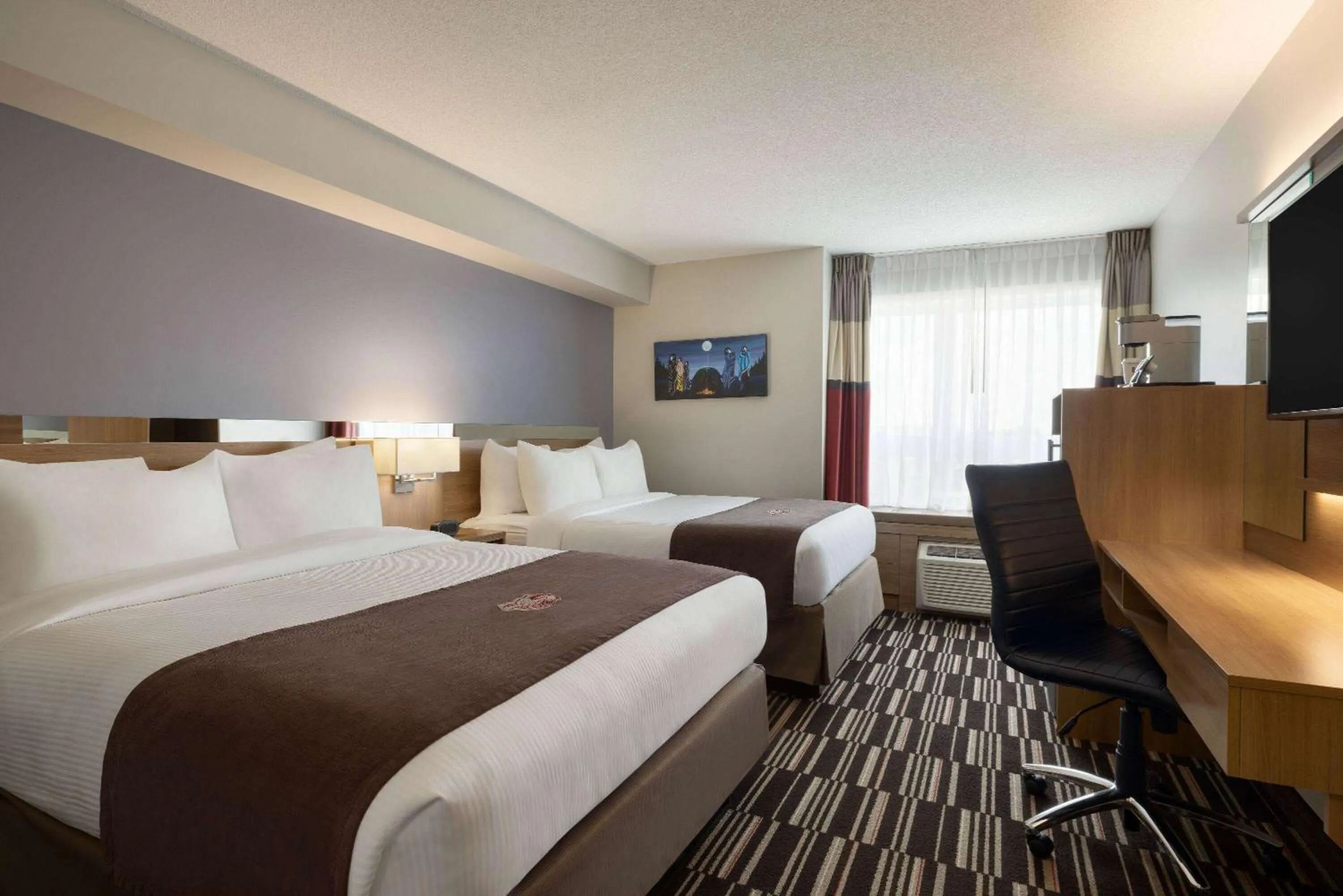 Photo of the whole room, Bed in Microtel Inn & Suites by Wyndham Val-d Or