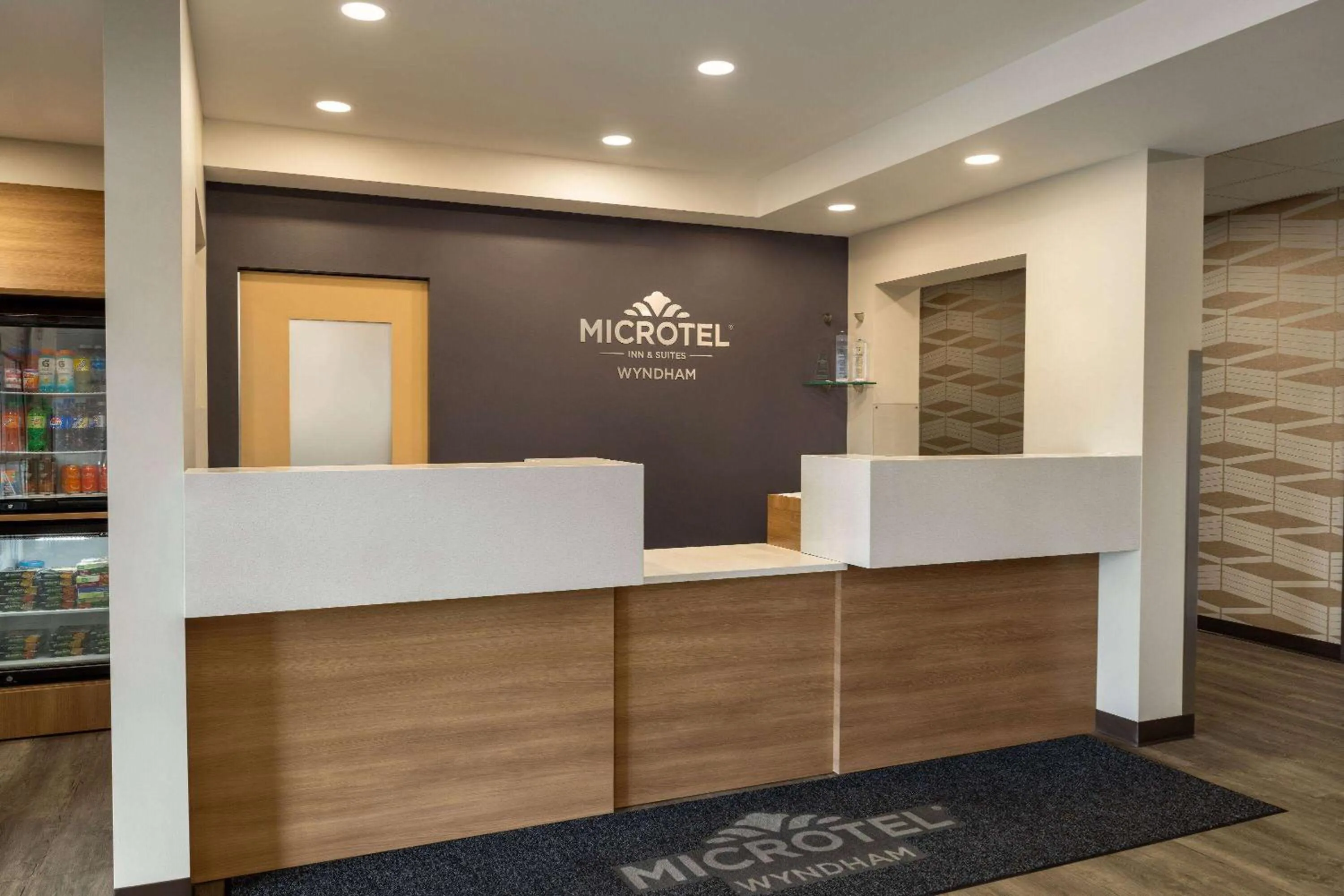 Lobby or reception in Microtel Inn & Suites by Wyndham Val-d Or