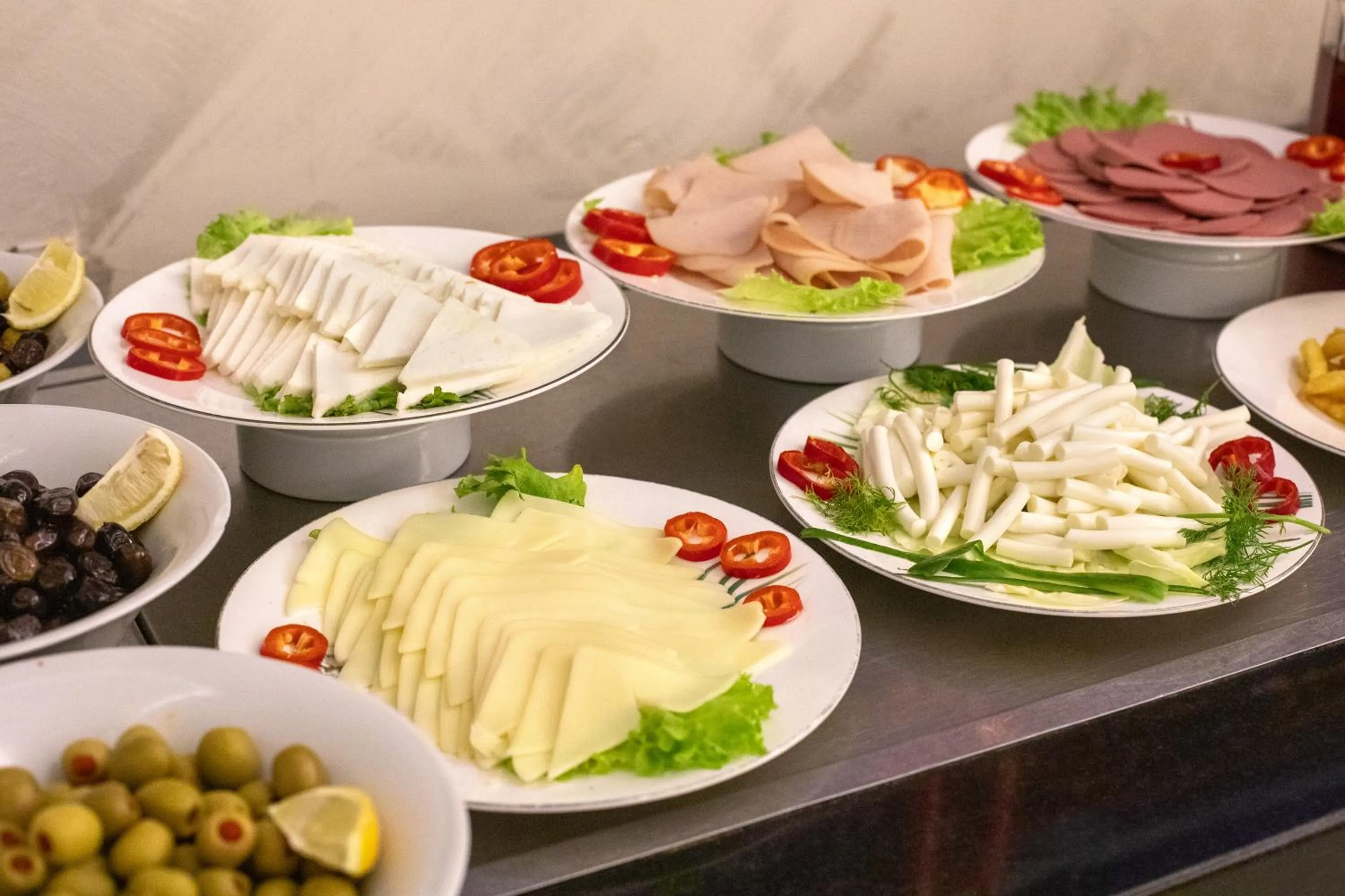 Breakfast in Deluxe Newport Hotel - Old City