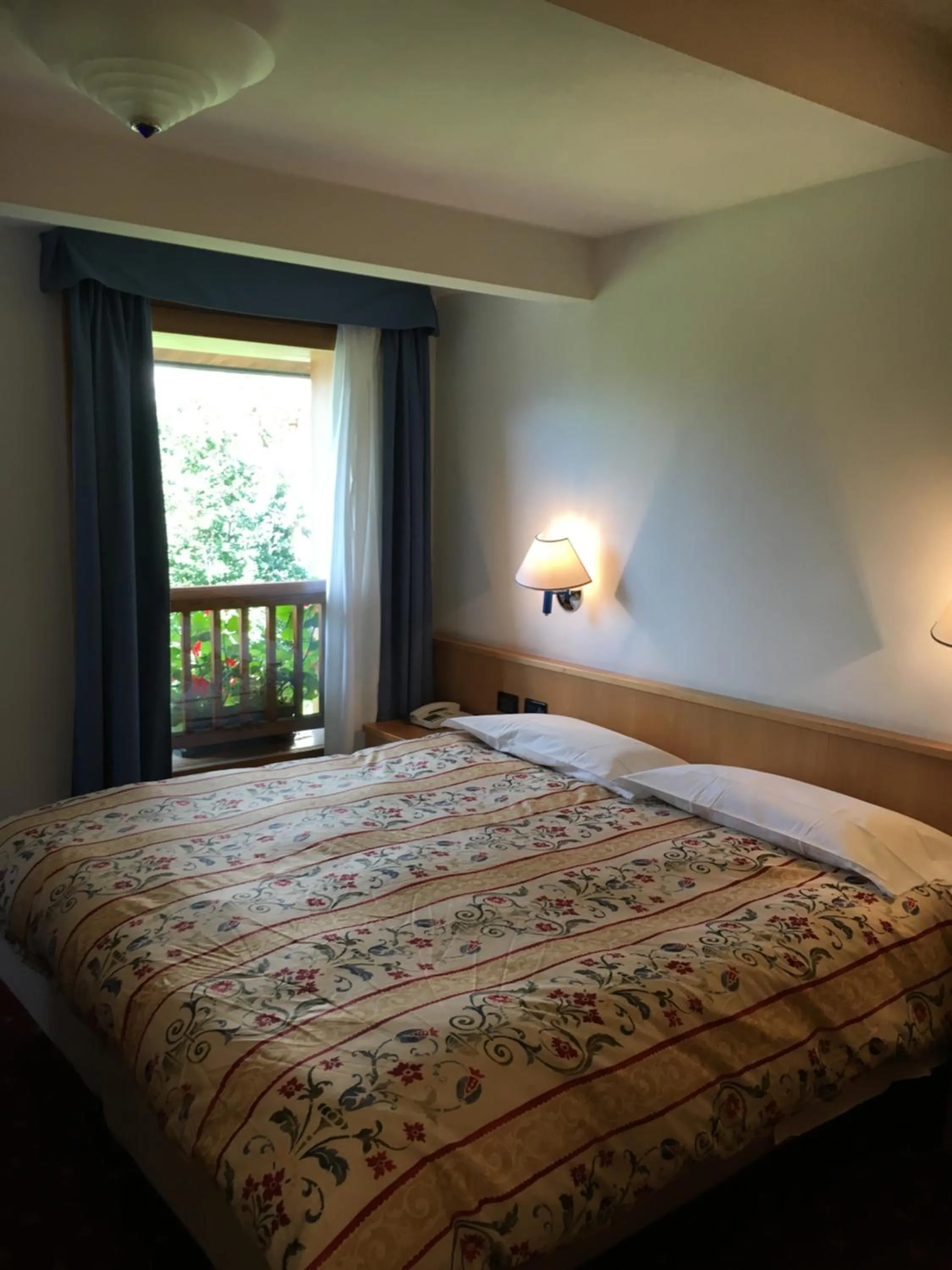 Bed in Garni Enrosadira