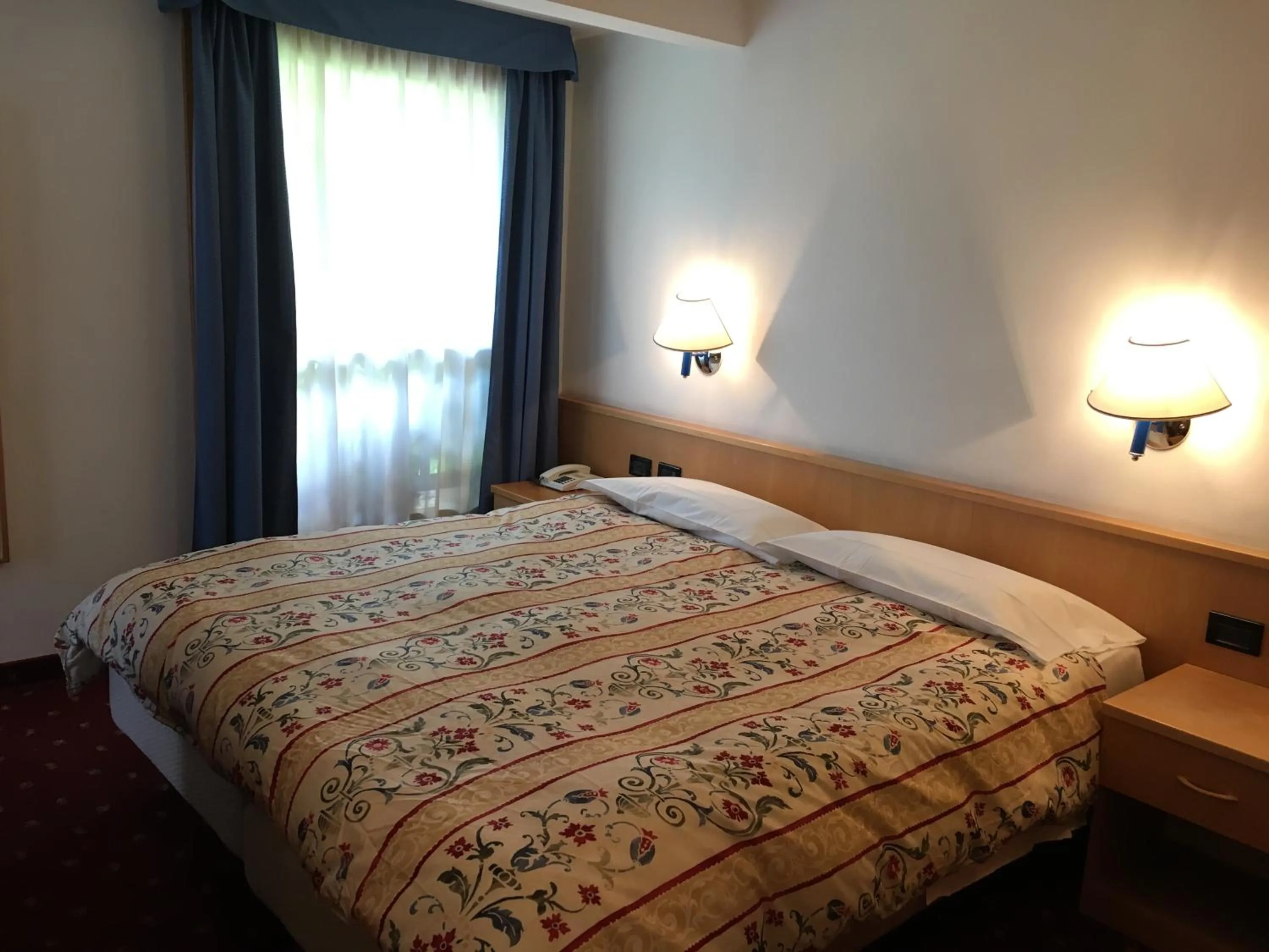 Bed in Garni Enrosadira