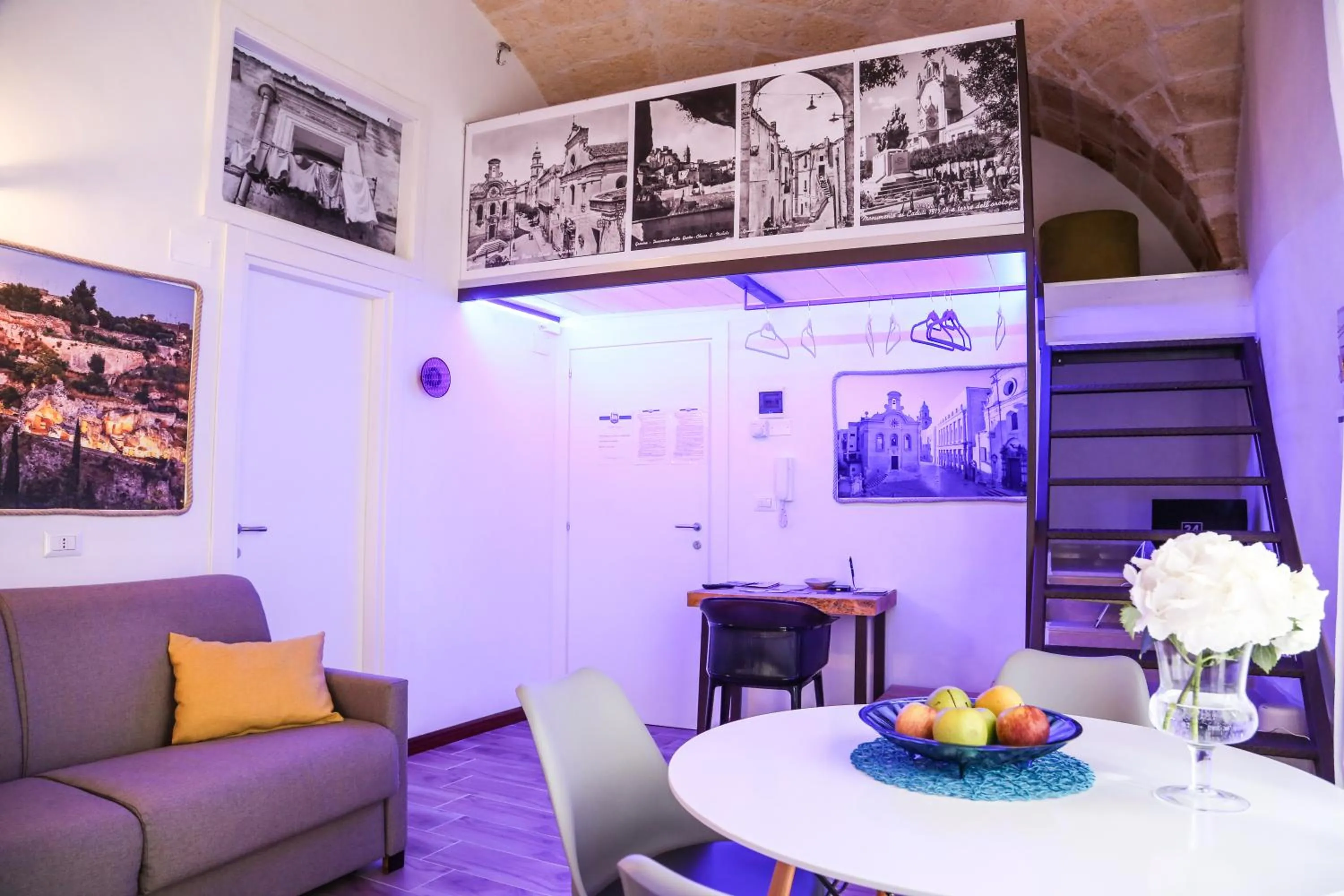 Photo of the whole room in The Bridge Suites