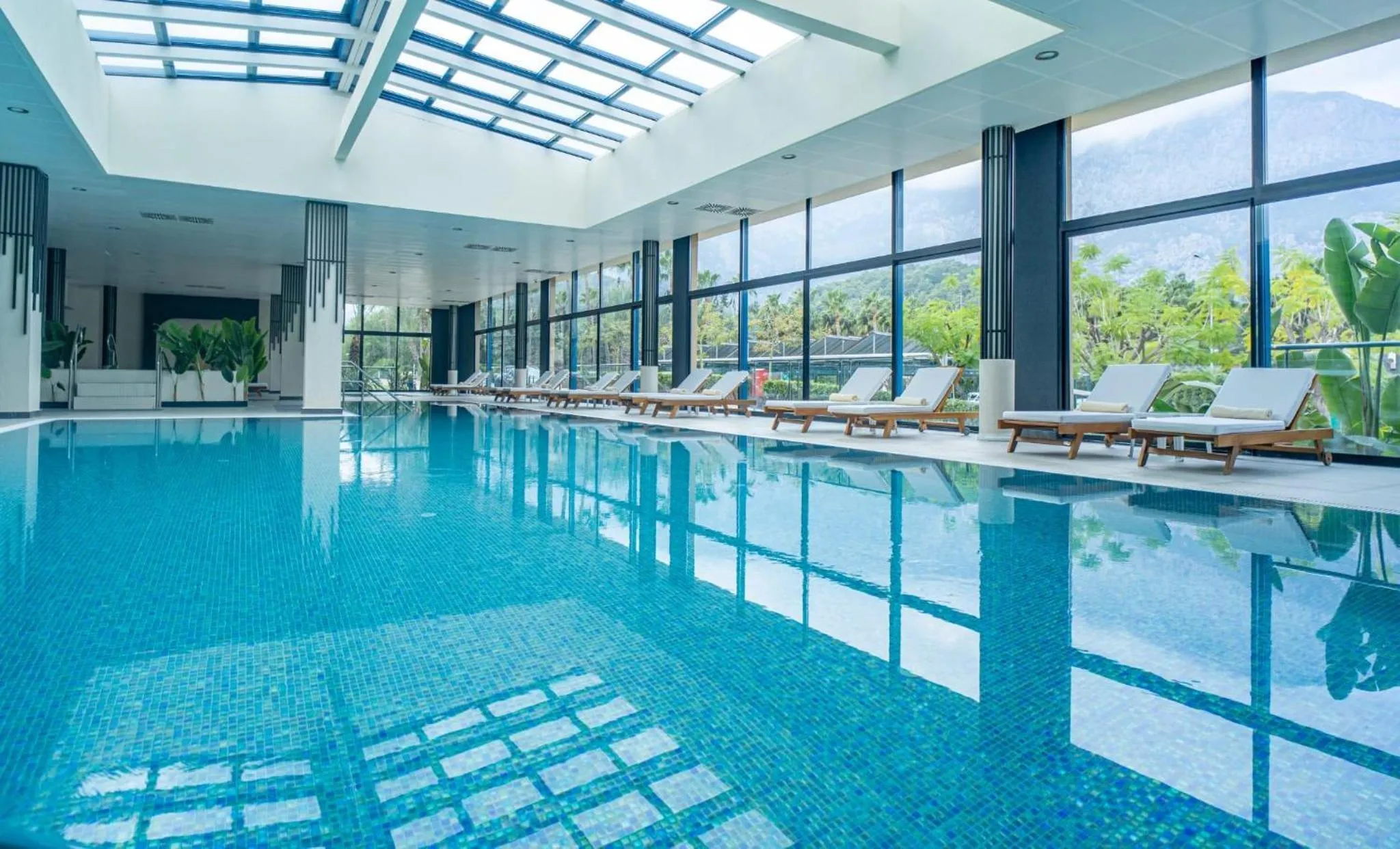 Swimming pool in Mirage Park Resort-Ultra All Incl.