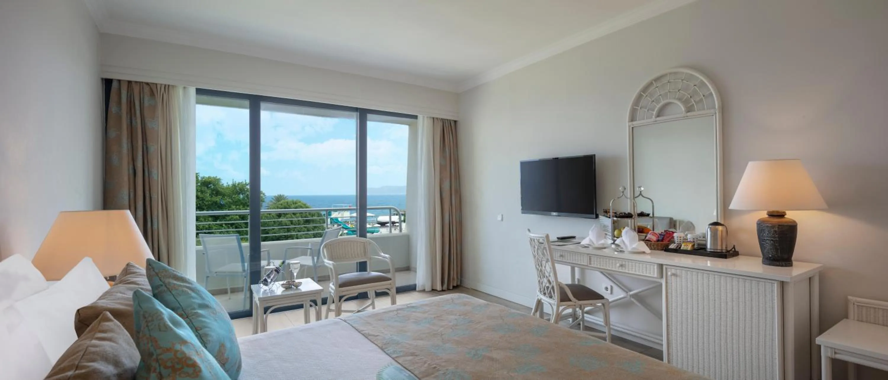 Photo of the whole room in Mirage Park Resort-Ultra All Incl.