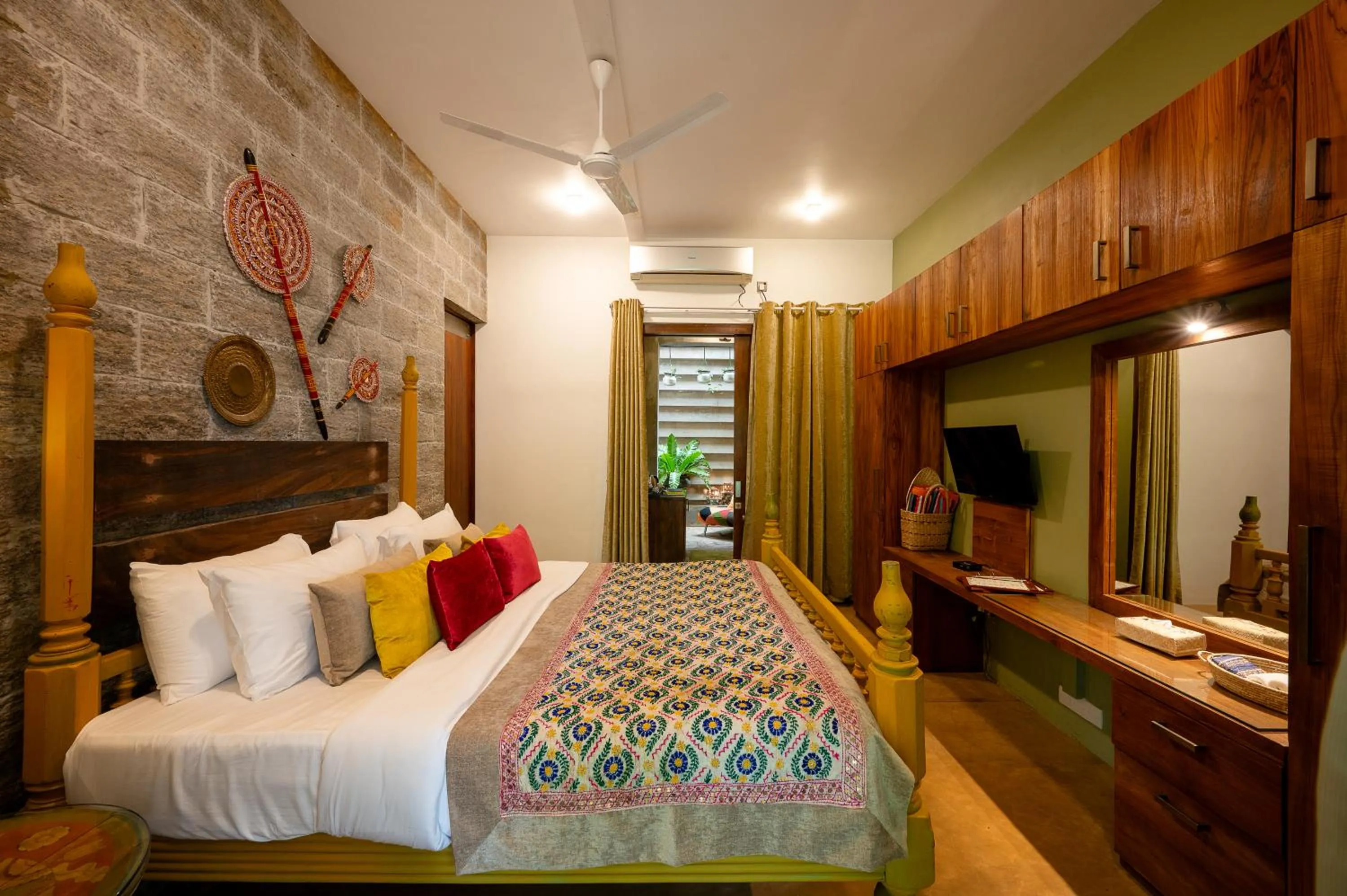 Bed in Aathma Colombo House