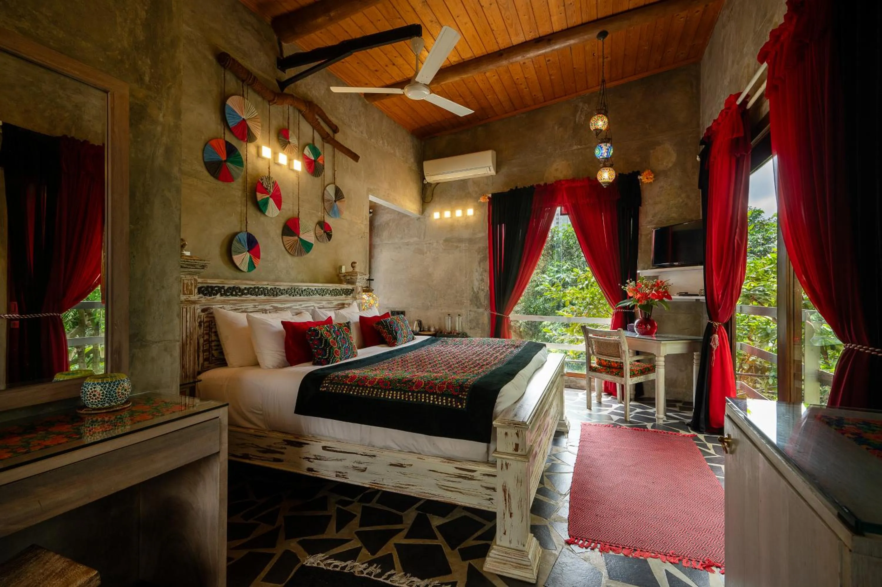 Bed in Aathma Colombo House