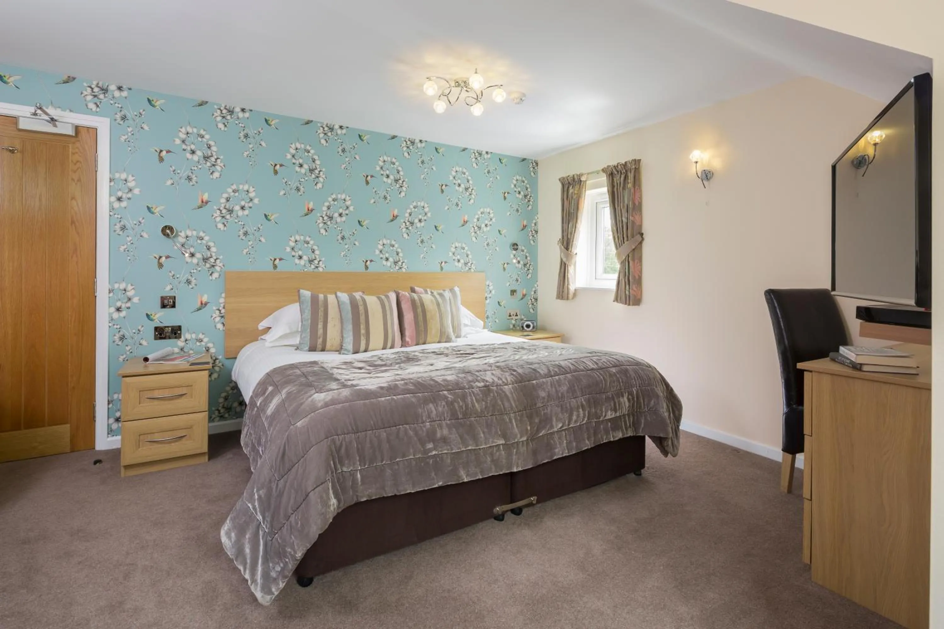 Bedroom, Bed in Hawksmoor Guest House