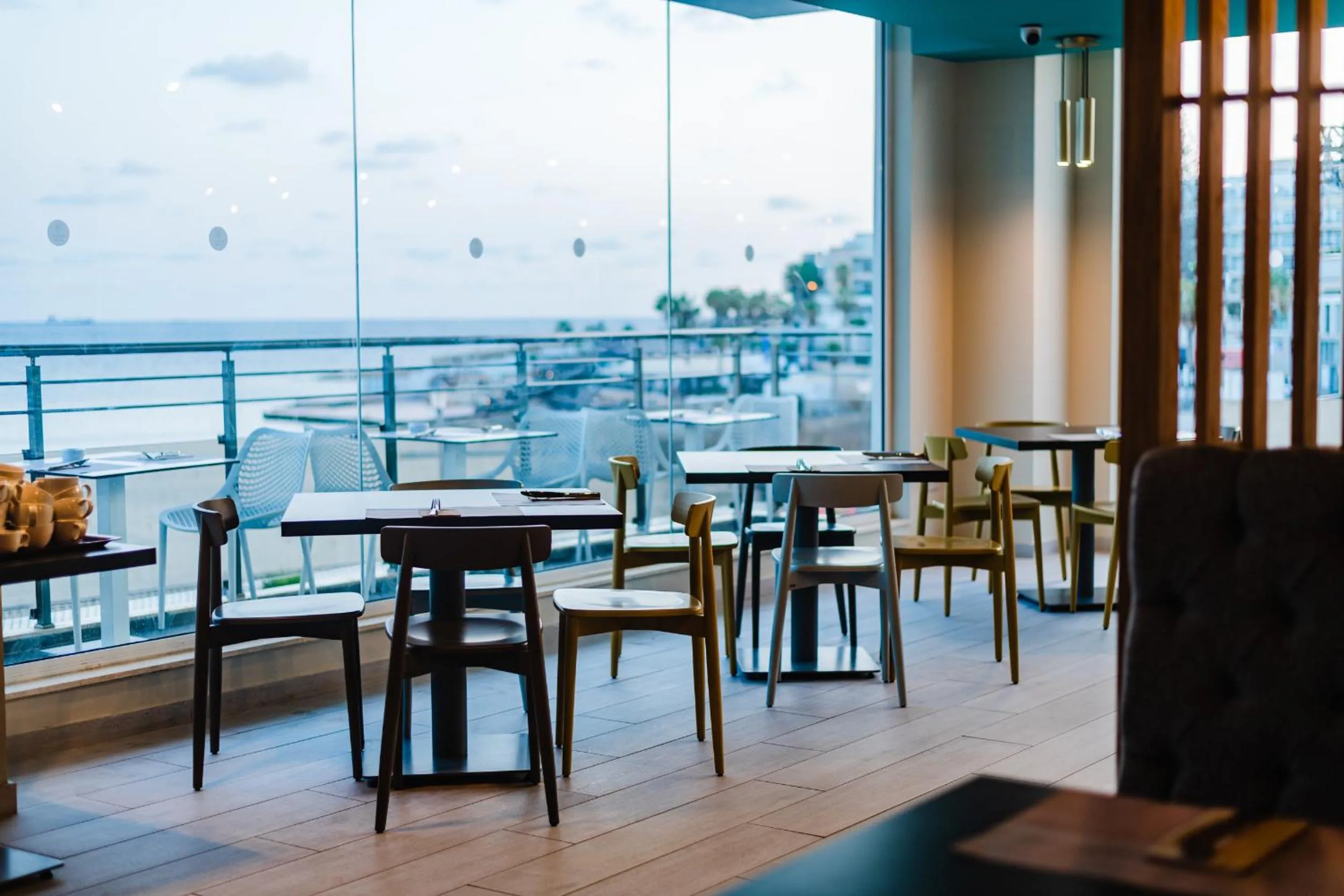 Restaurant/places to eat in Seaview Hotel - Adults Only 16 Plus