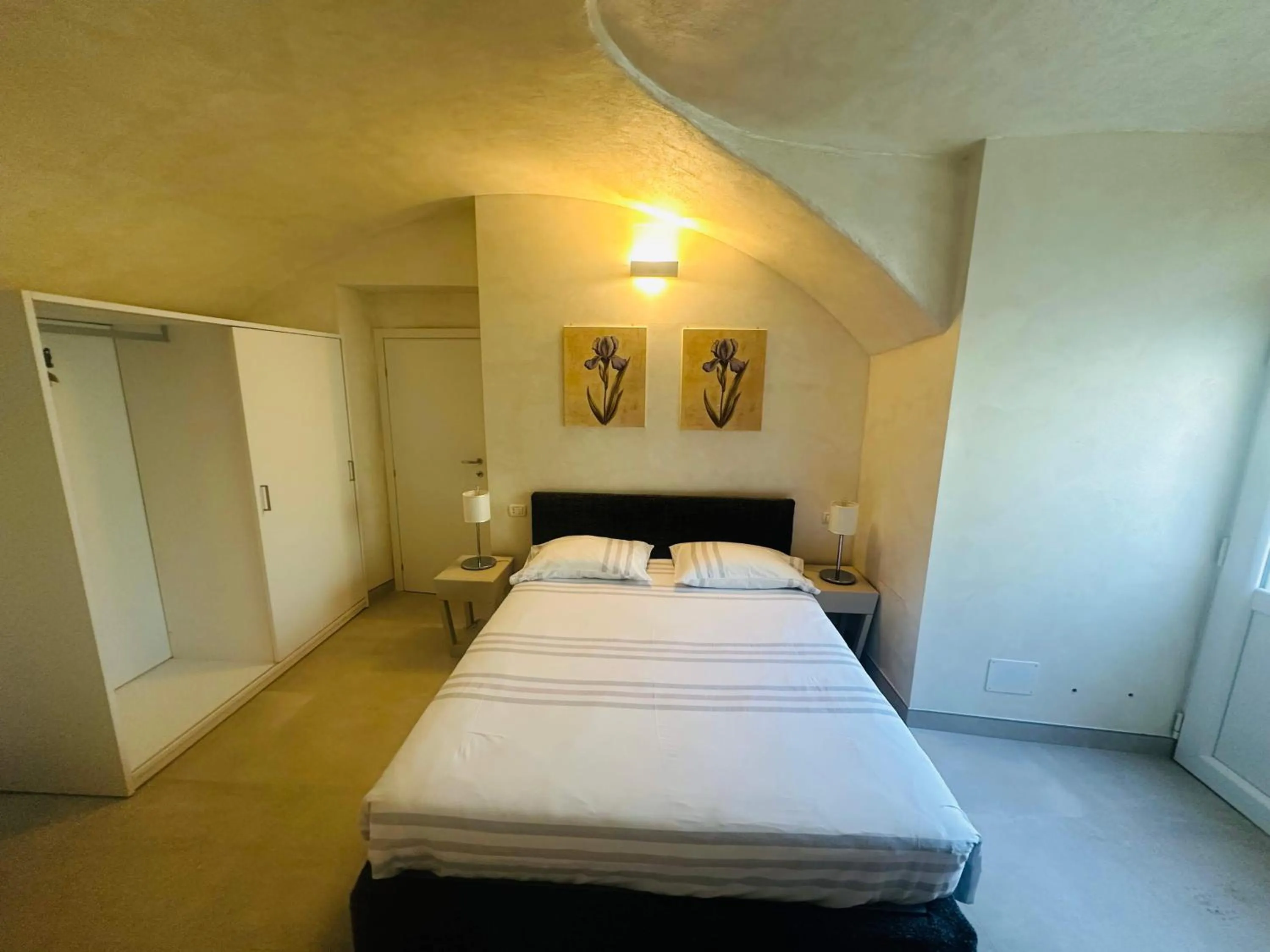 Bedroom in Bellagio Bed & Breakfast