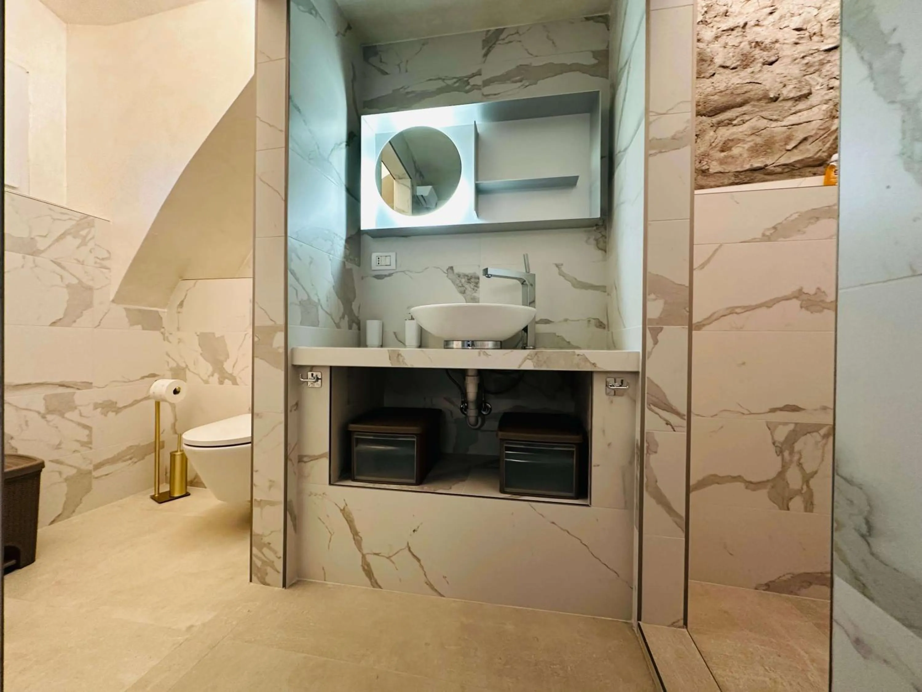 Bathroom in Bellagio Bed & Breakfast