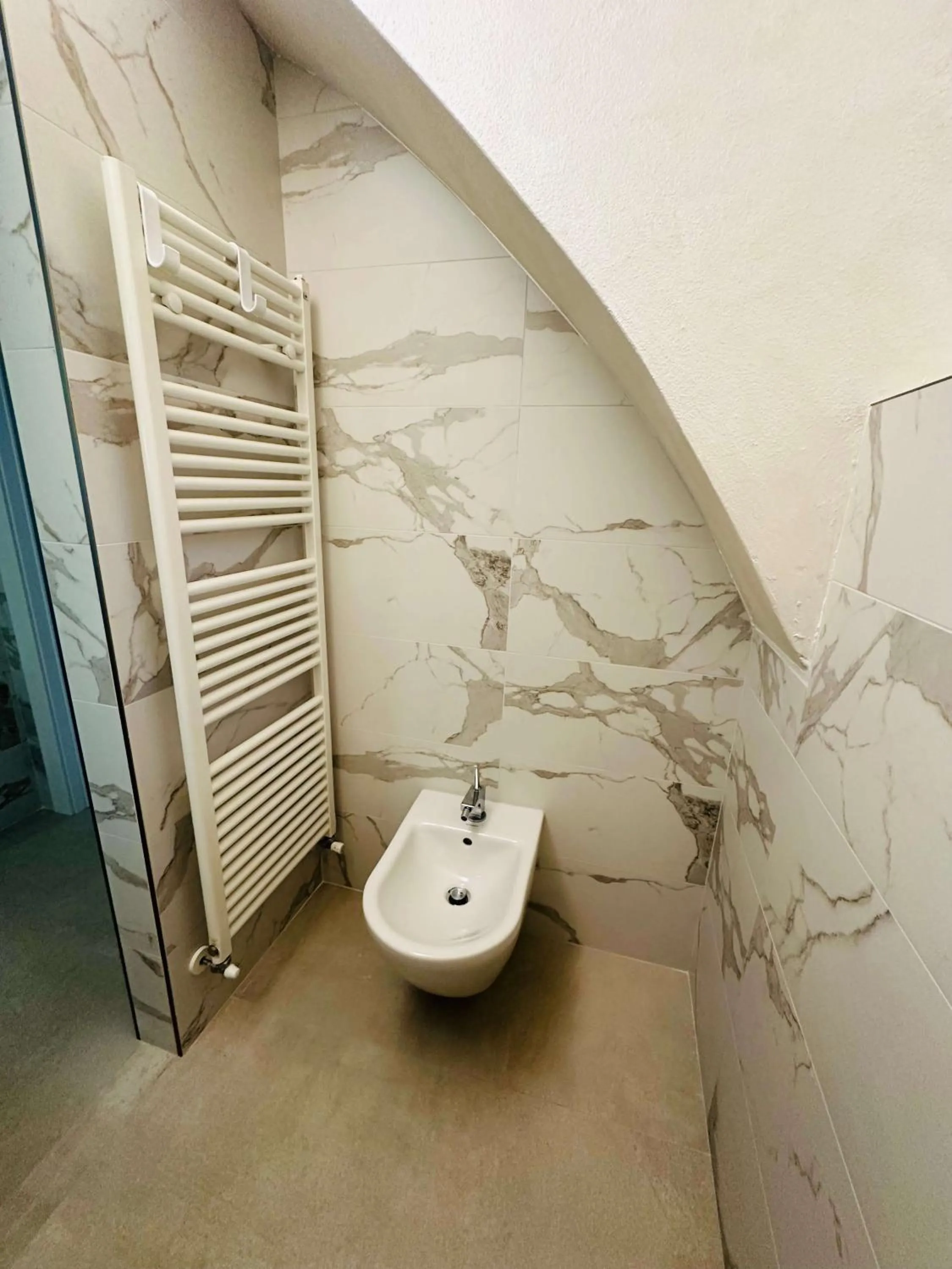 bidet in Bellagio Bed & Breakfast