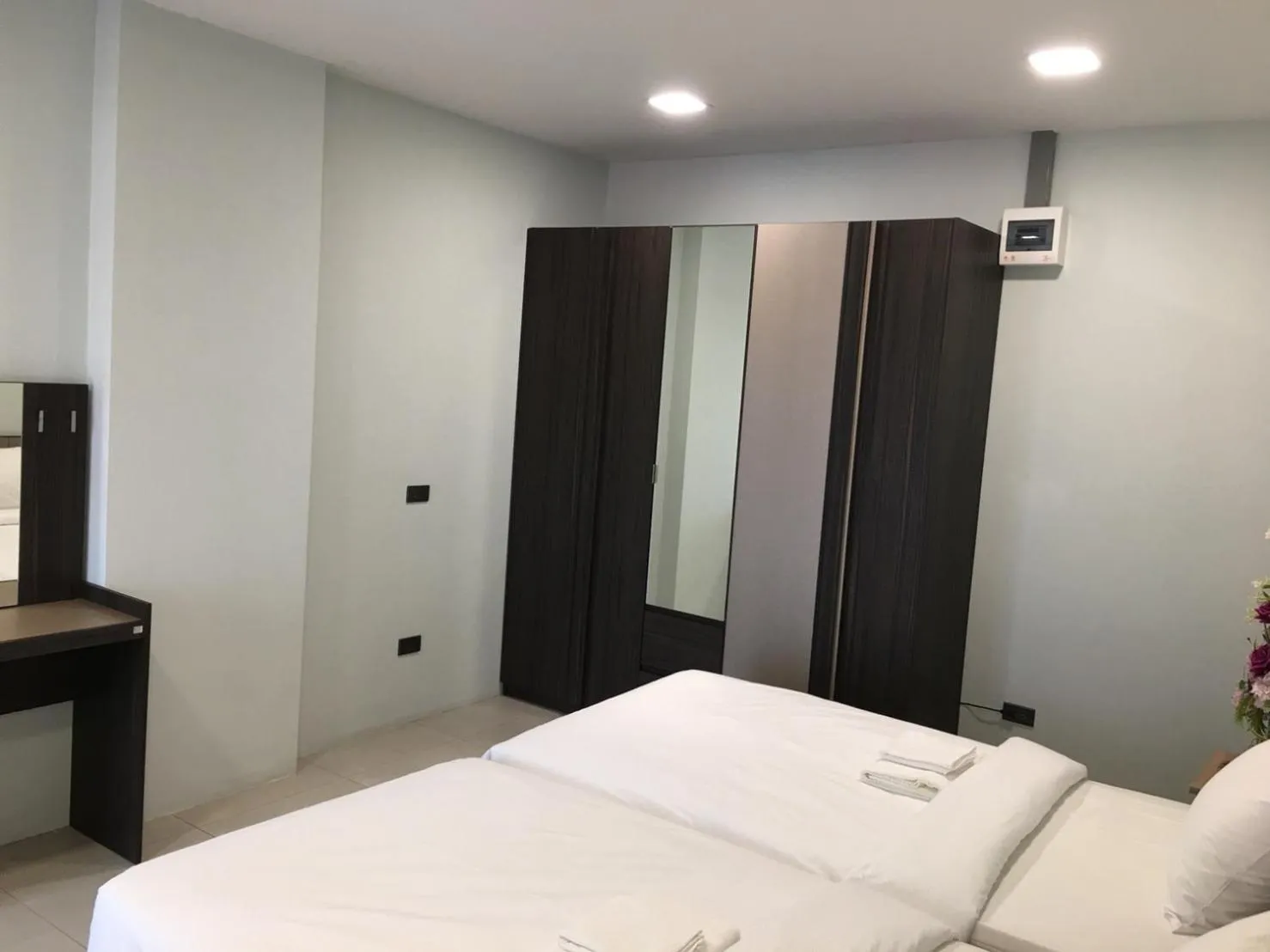 Bed in Ben at Salaya