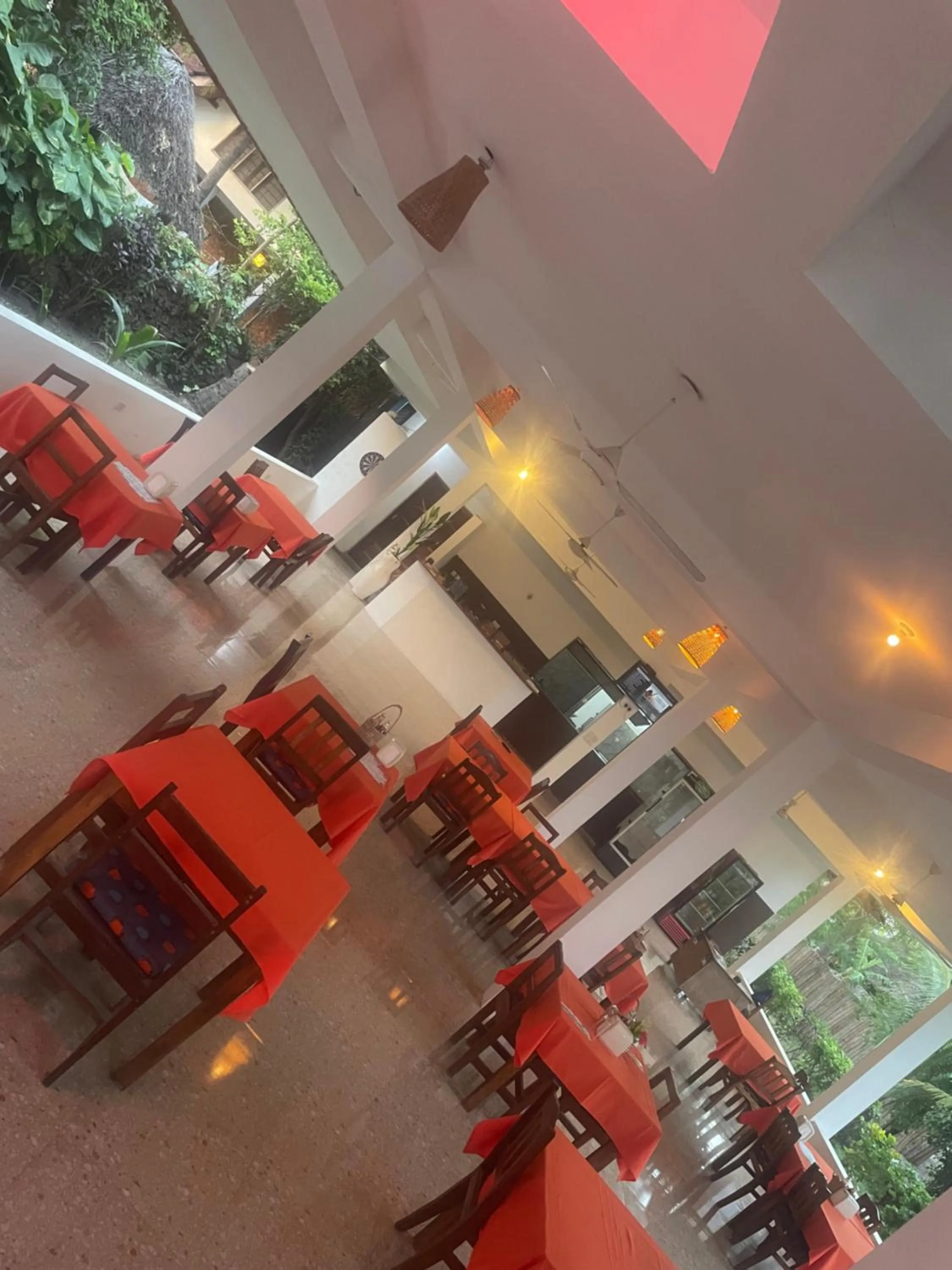 Restaurant/places to eat in Kivulini Lodge and Restaurant