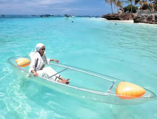 Canoeing in Kivulini Lodge and Restaurant
