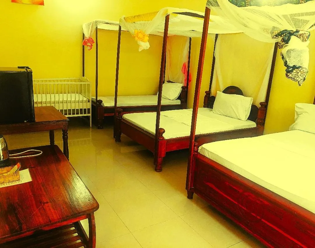 Photo of the whole room, Bed in Kivulini Lodge and Restaurant