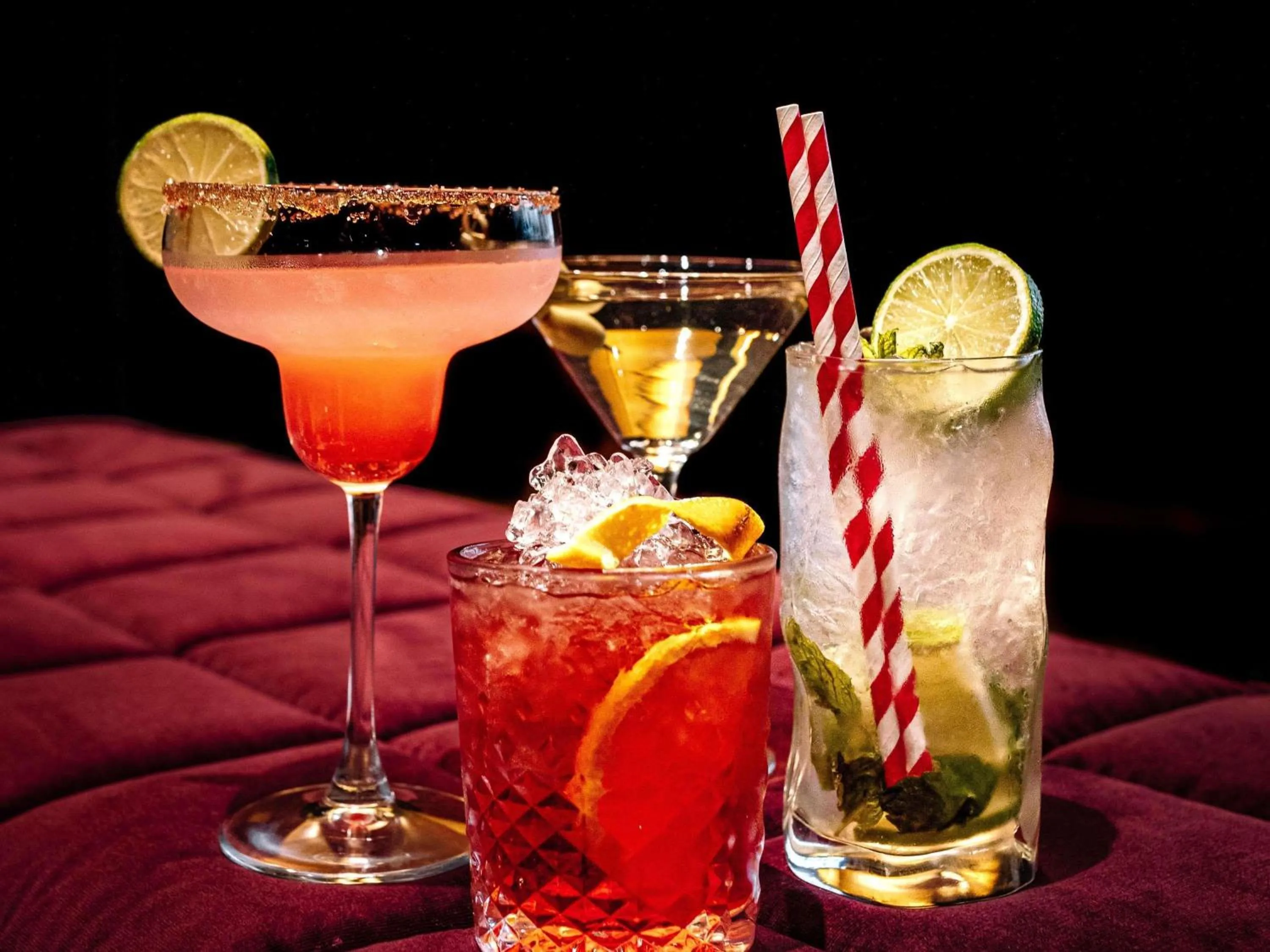 Lounge or bar in Mercure Almaty City Center