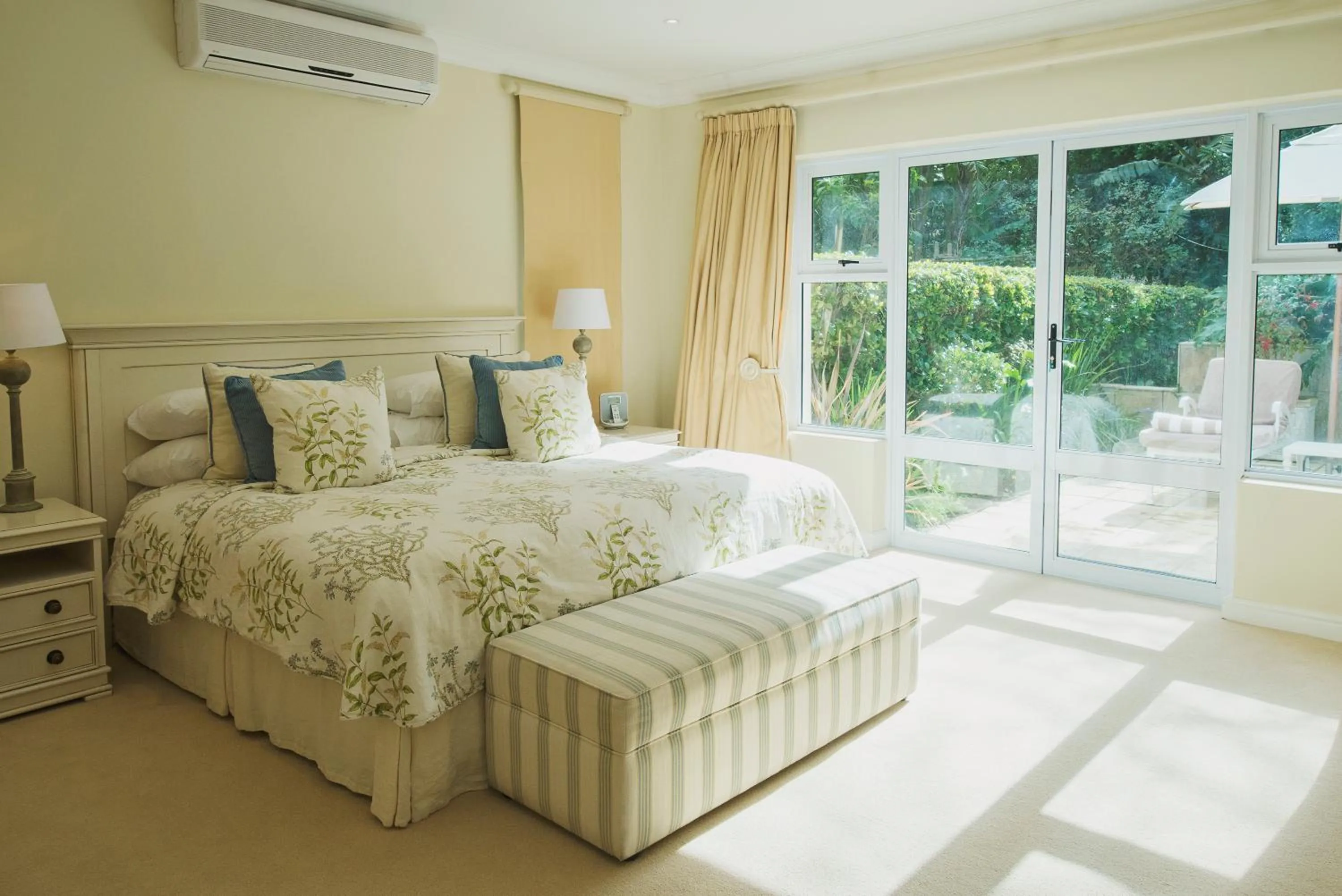 Suite with Private Pool in Last Word Constantia