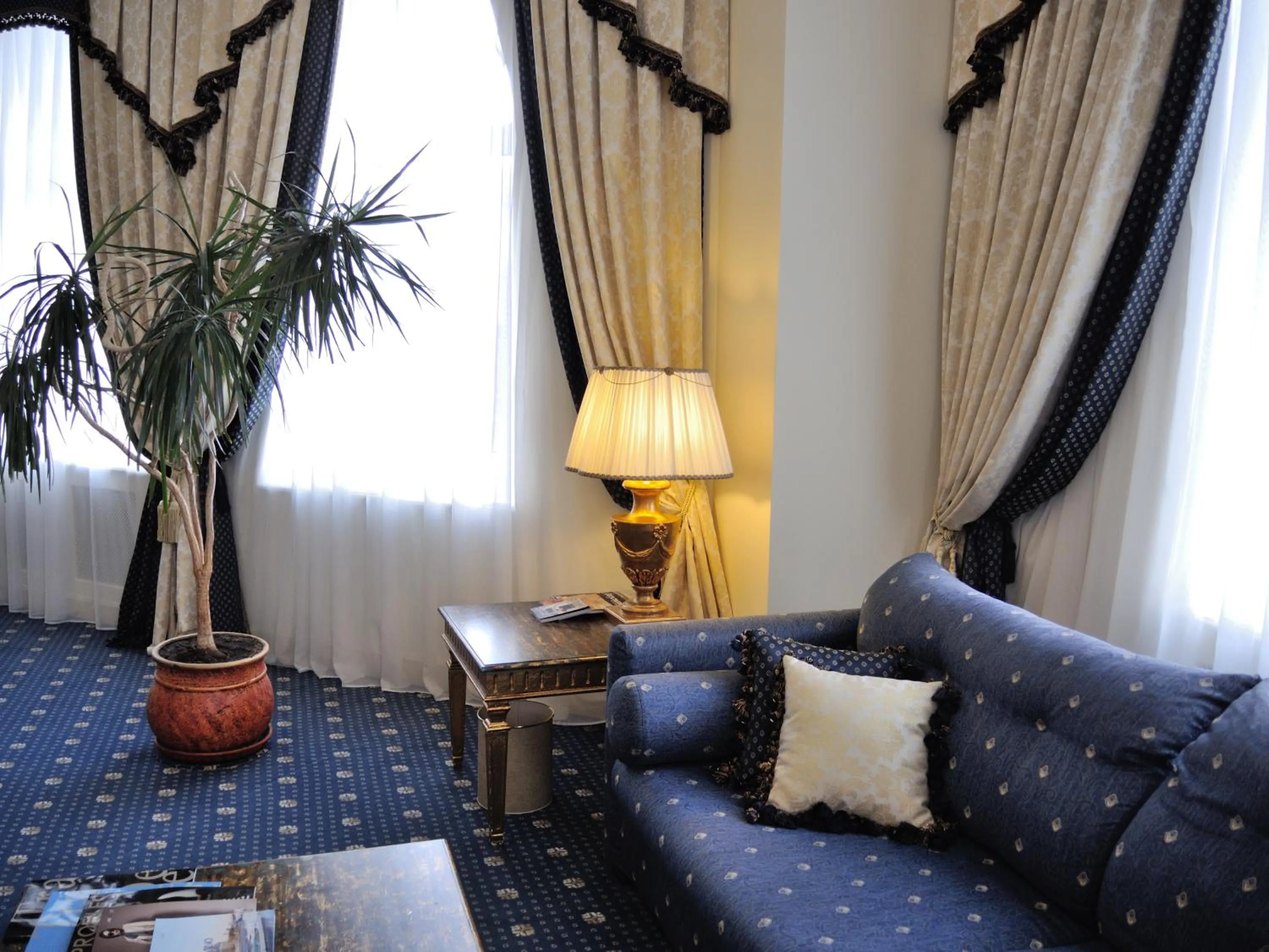 Decorative detail in Grand Hotel Ukraine