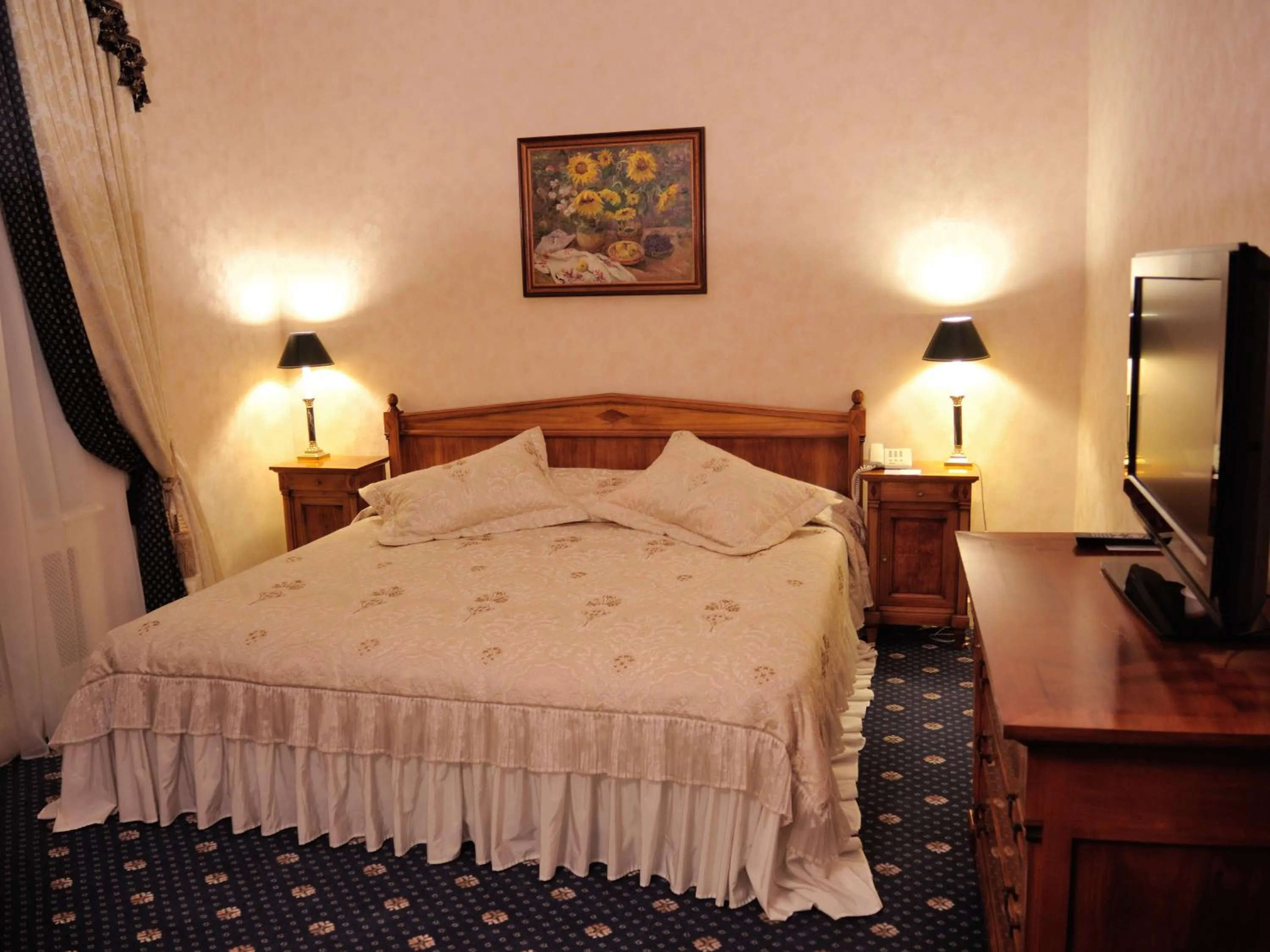 Bed in Grand Hotel Ukraine