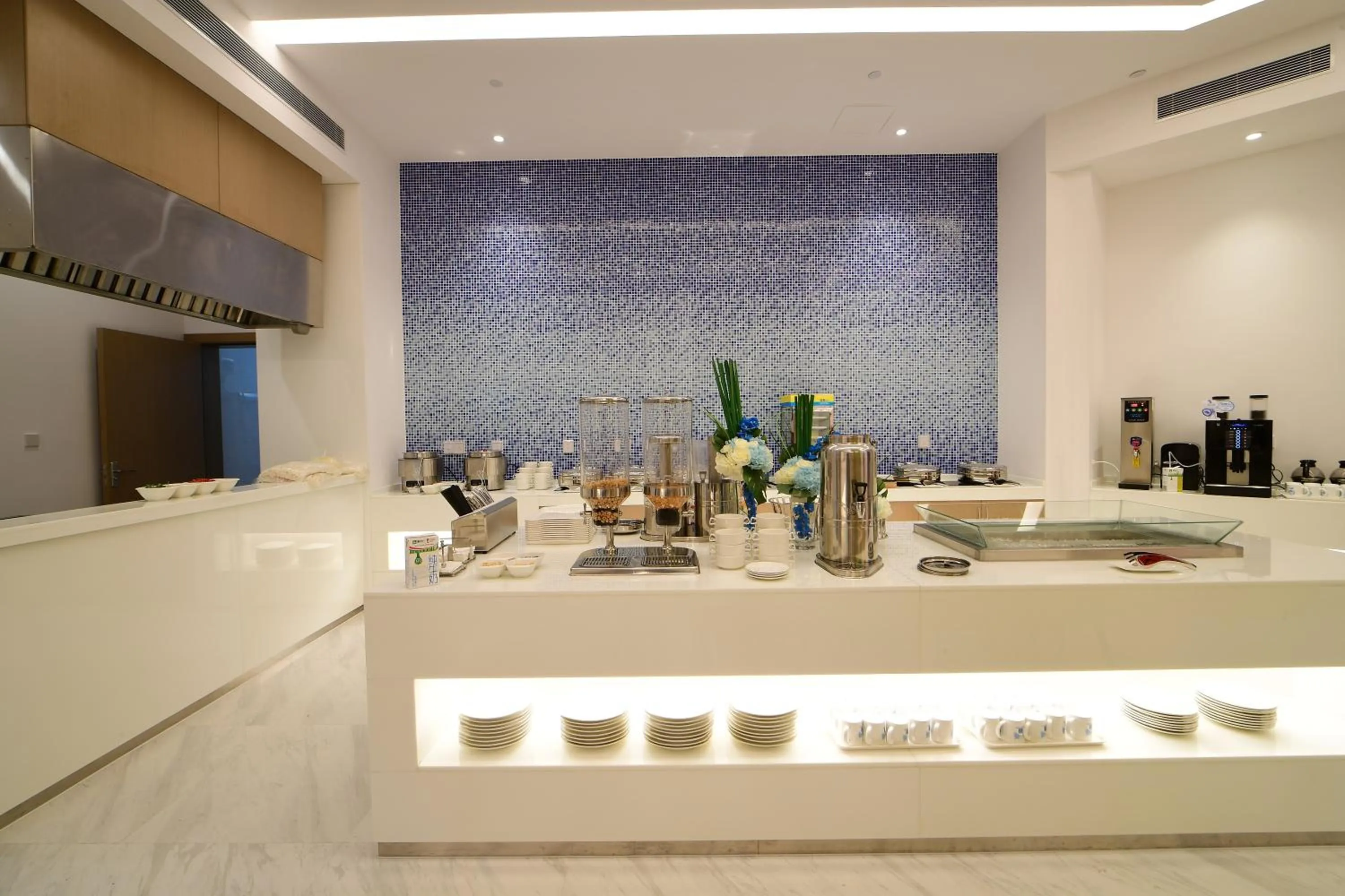 Breakfast in Holiday Inn Express - Liuyang Development Zone by IHG Changsha Huanghua Airport