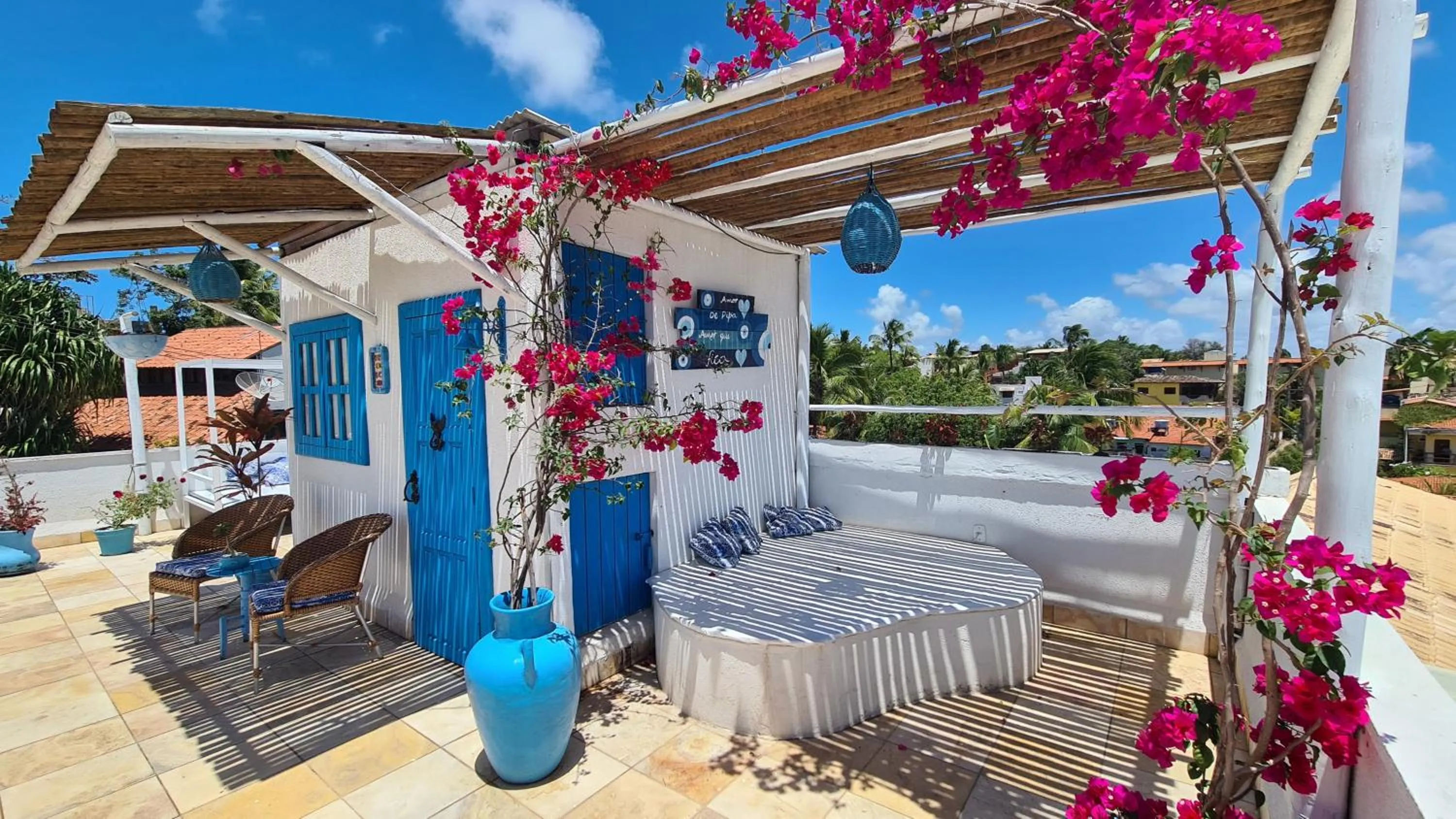 Property building in Pousada Mediterrânea