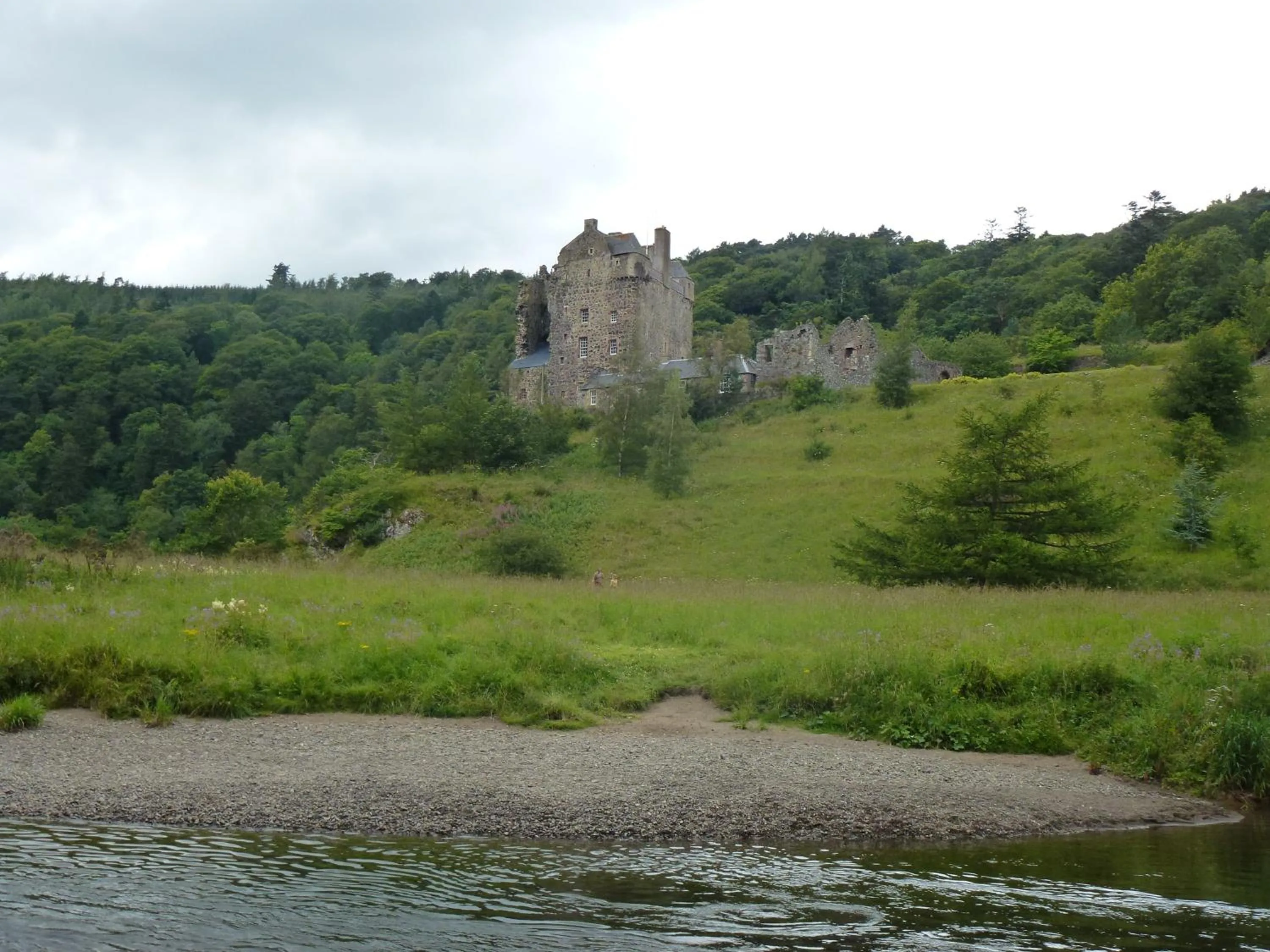 Nearby landmark in The Tontine Hotel