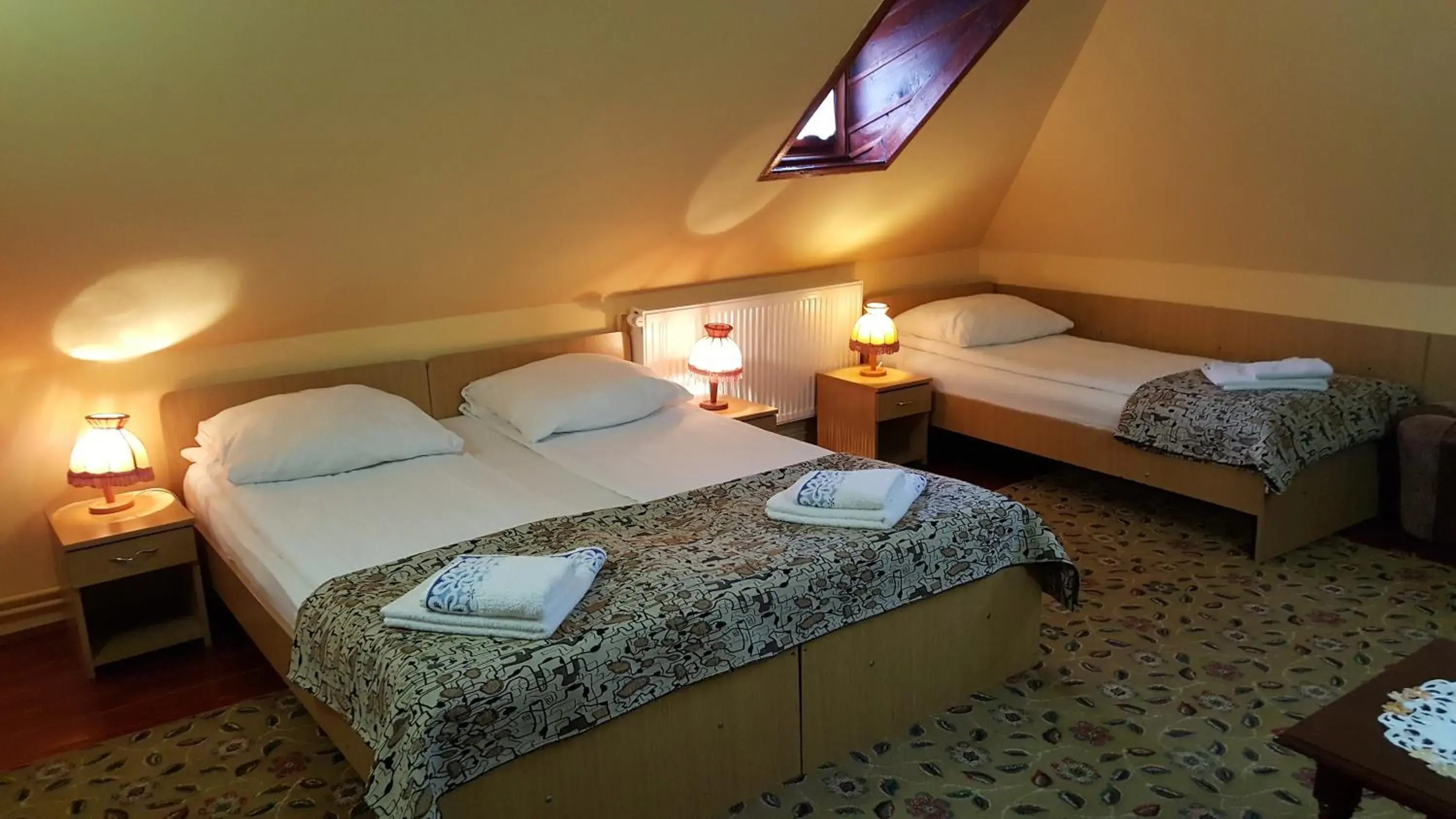 Triple Room in Pension Ela Triple Room in Pension Ela