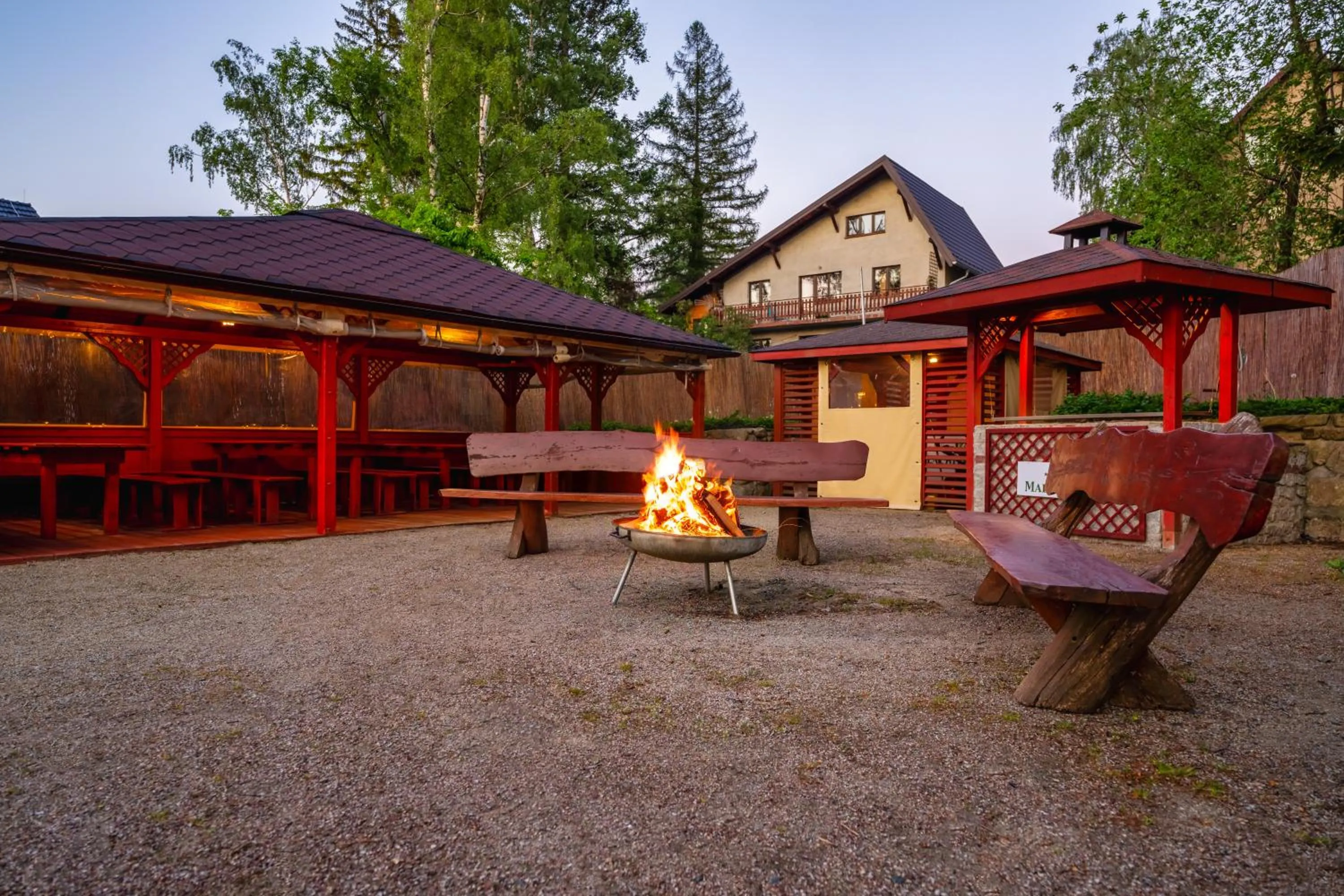 BBQ facilities in Malachit Karpacz SPA Hotel