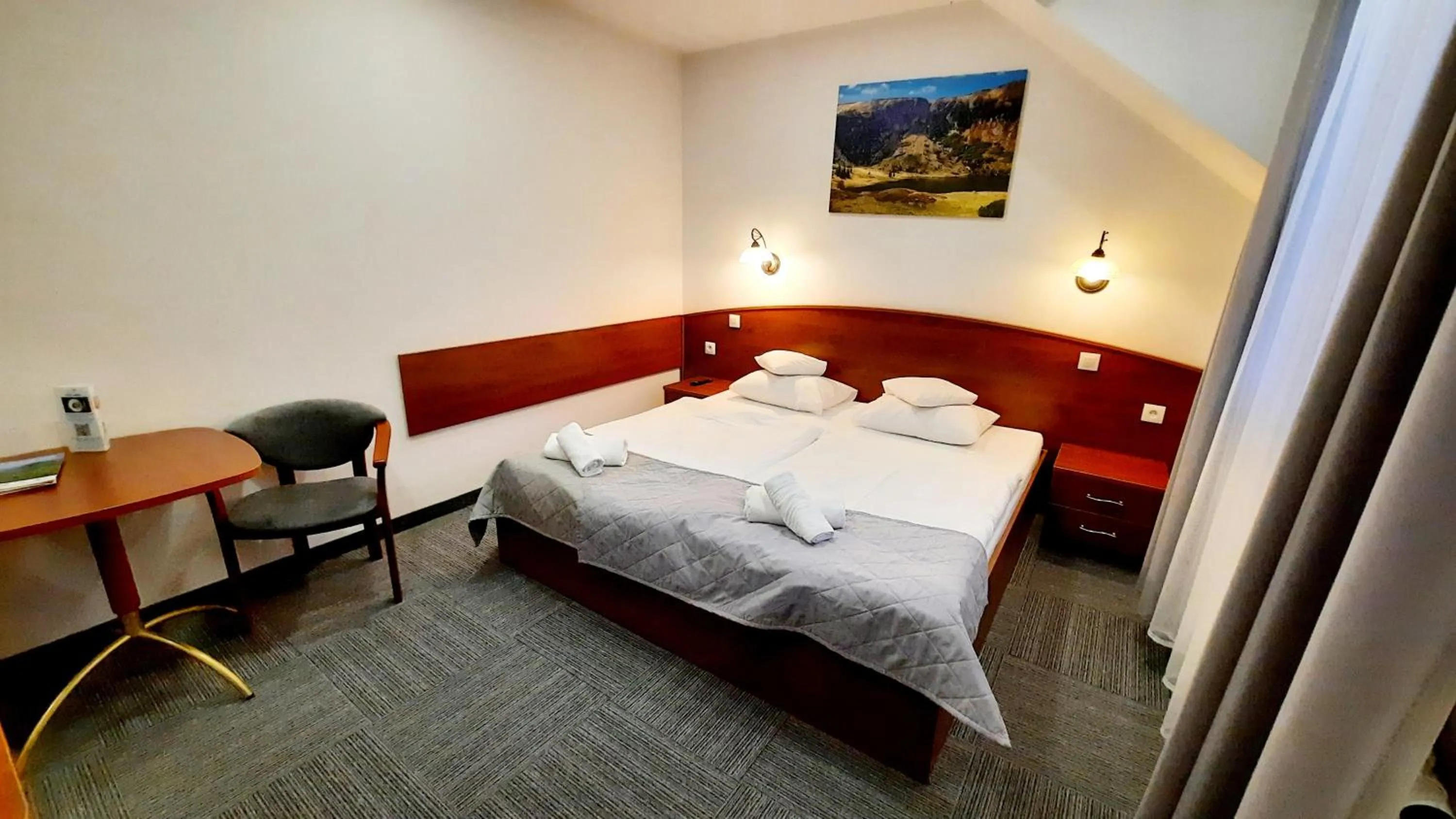 Bed in Malachit Karpacz SPA Hotel