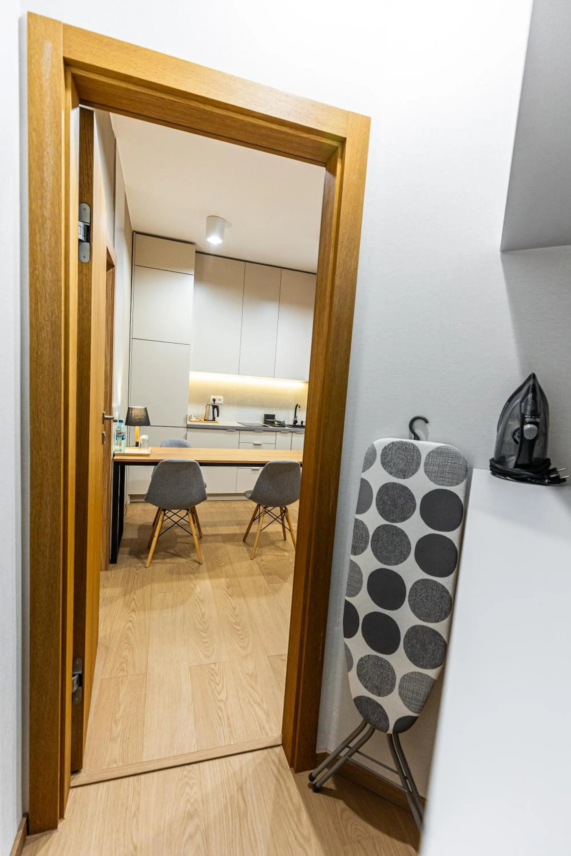 Kitchen or kitchenette in K4 APARTHOTEL KRAKÓW