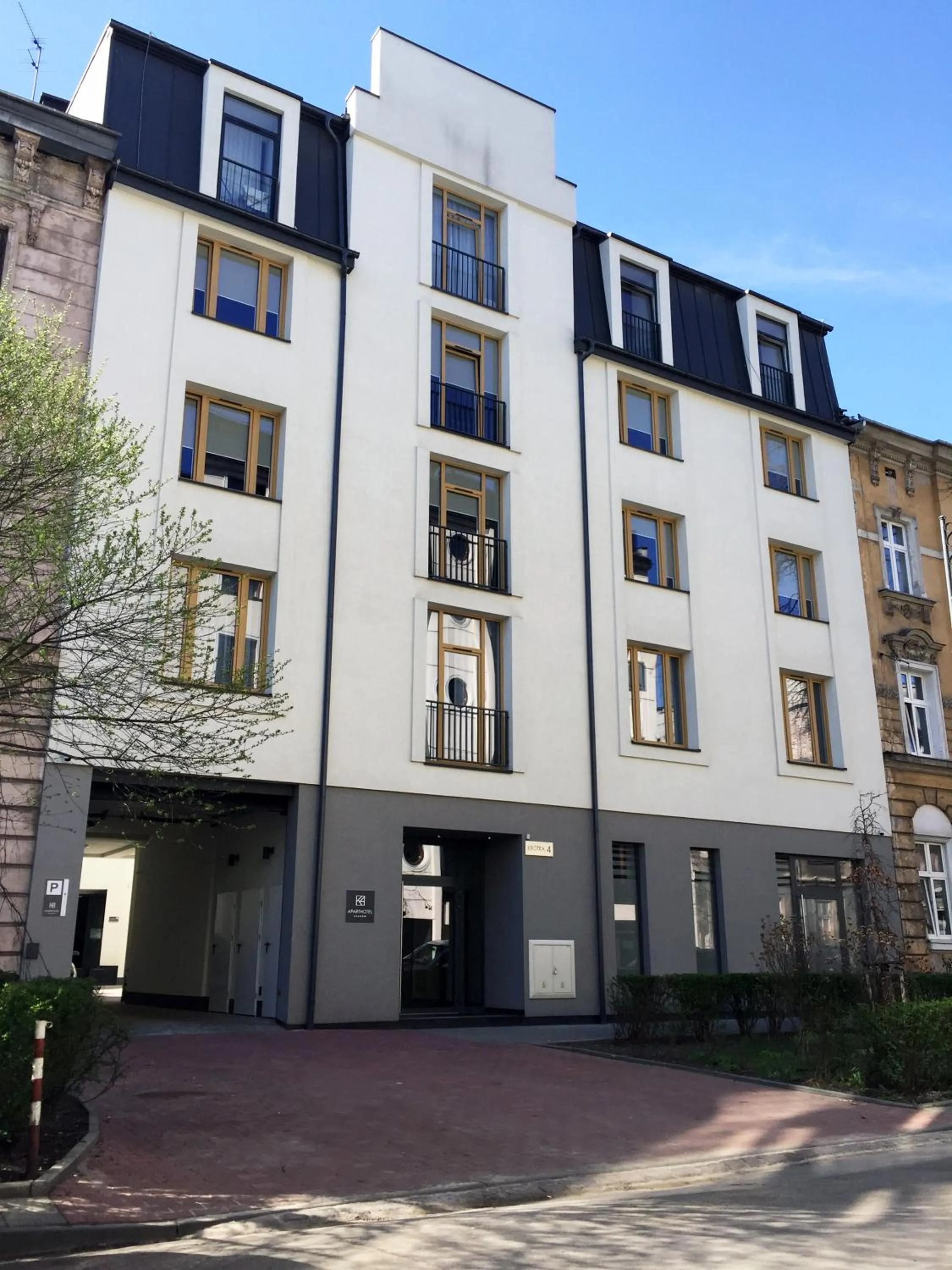 Facade/entrance in K4 APARTHOTEL KRAKÓW