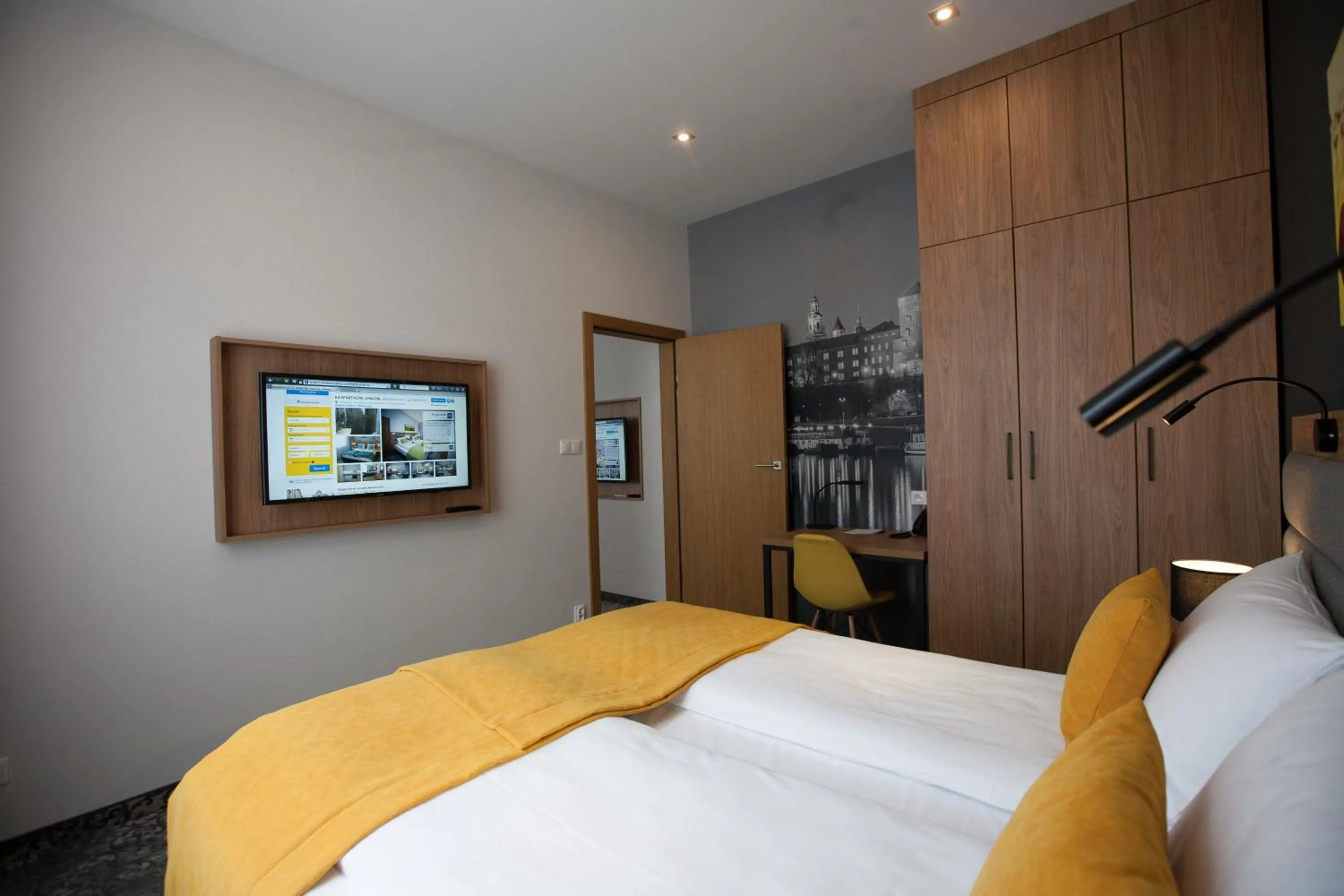 Bed in K4 APARTHOTEL KRAKÓW