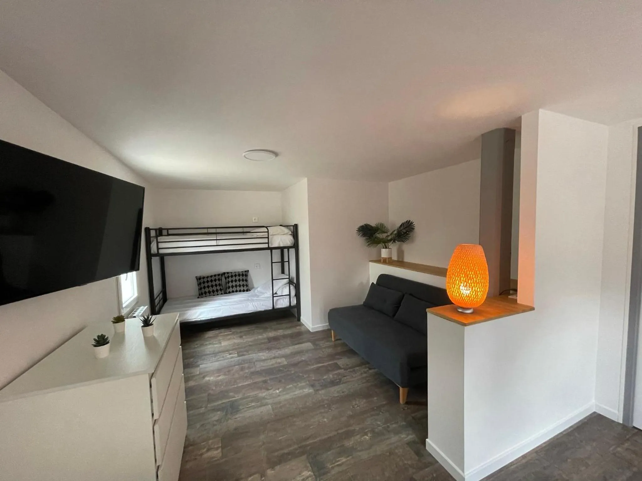 Seating area, Bed in Hôtel Le Moulin D'Olt