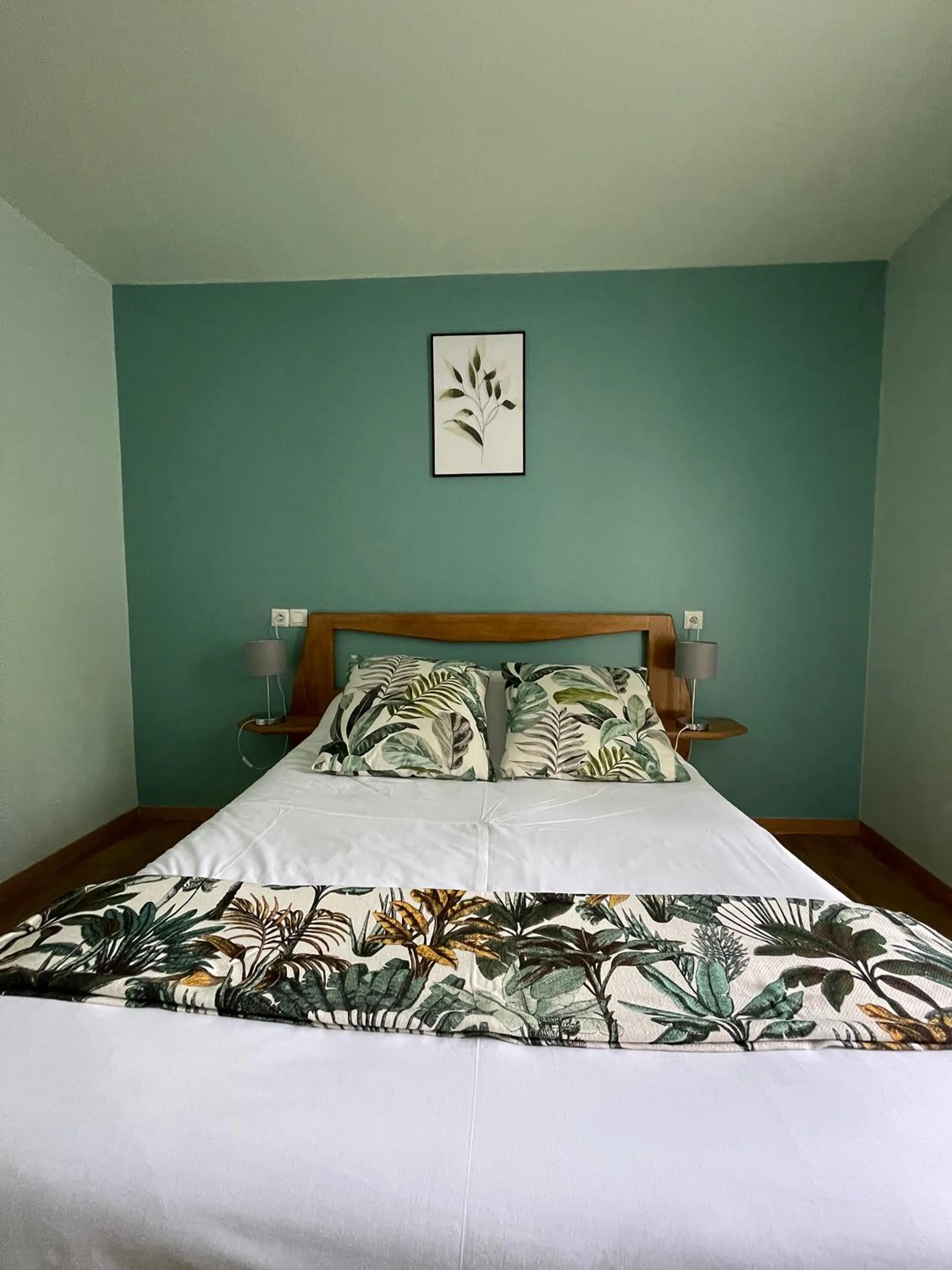 Bed in Hôtel Le Moulin D'Olt