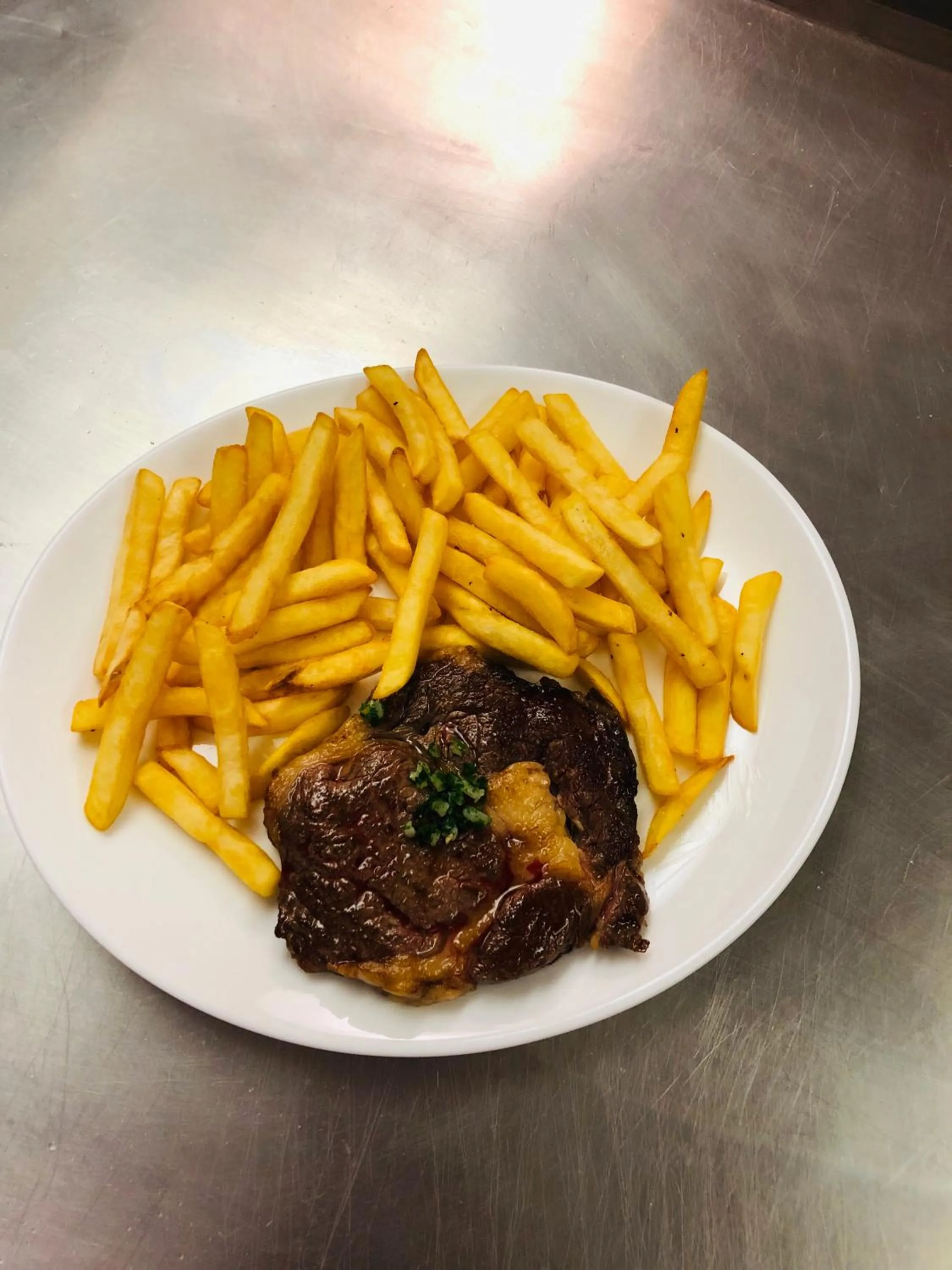 Restaurant/places to eat in Hôtel Le Moulin D'Olt