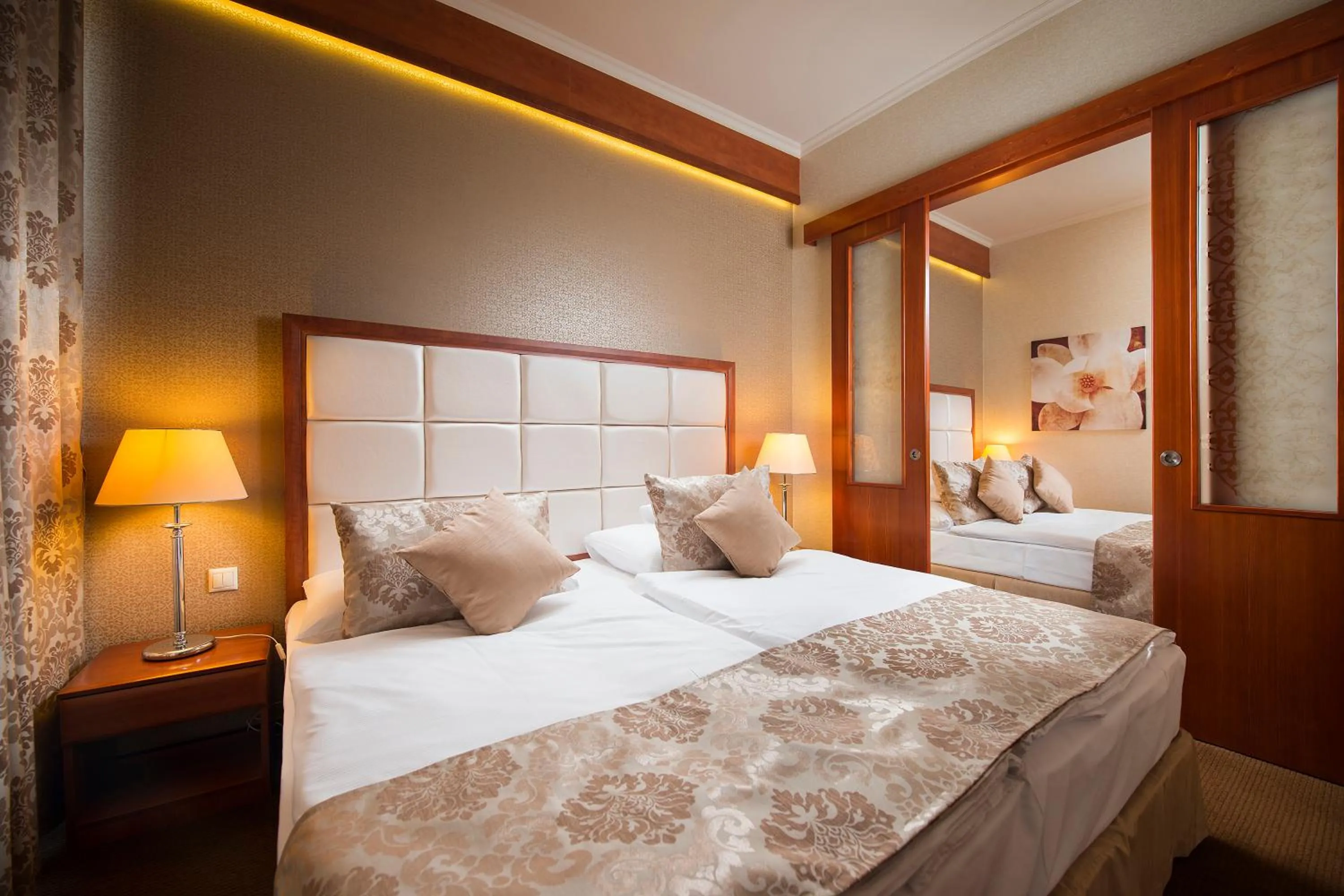 Bed in Aventinus Hotel