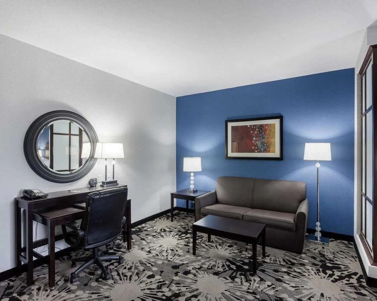 Living room in Comfort Suites Greenville