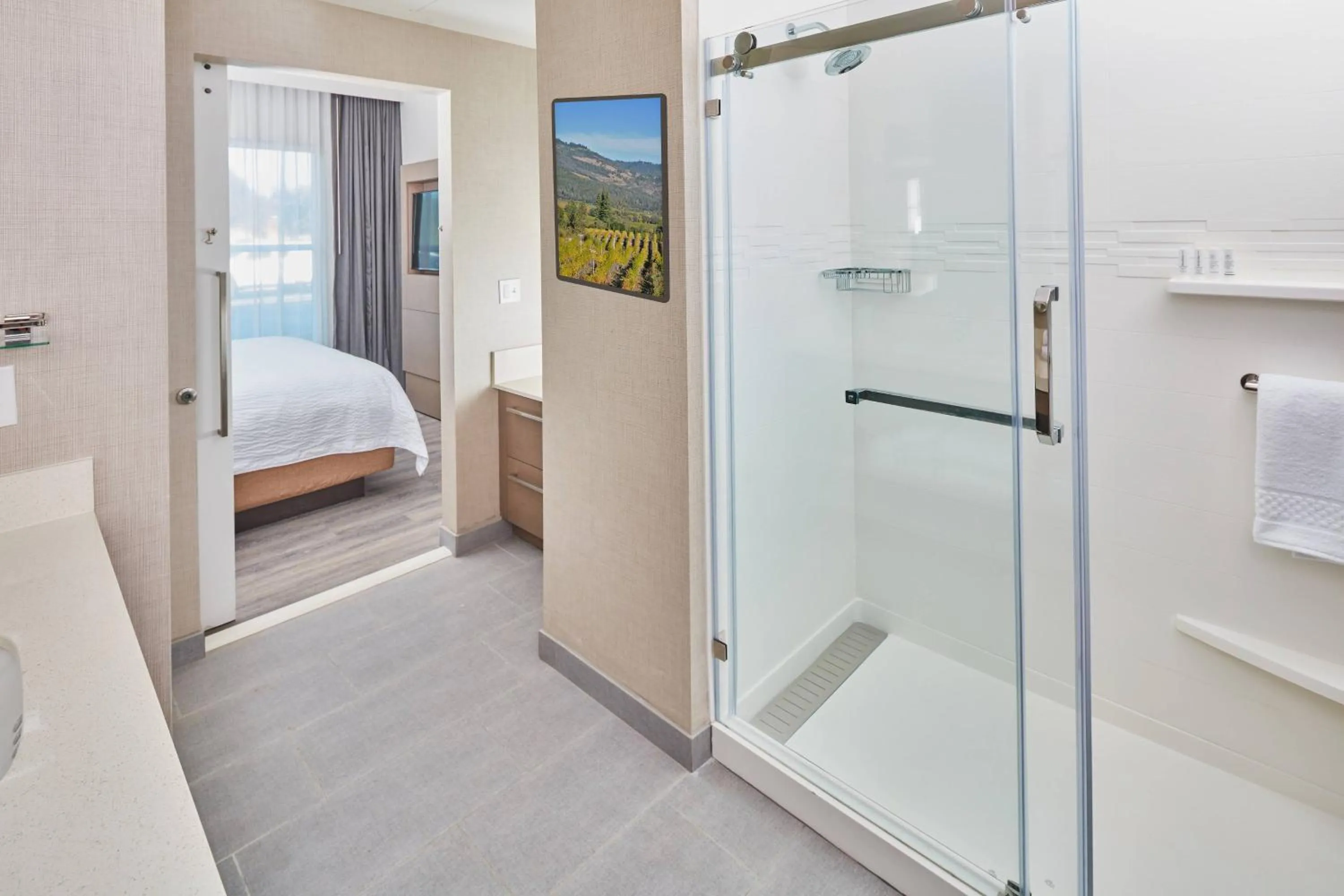 Bathroom in Hotel Trio Healdsburg