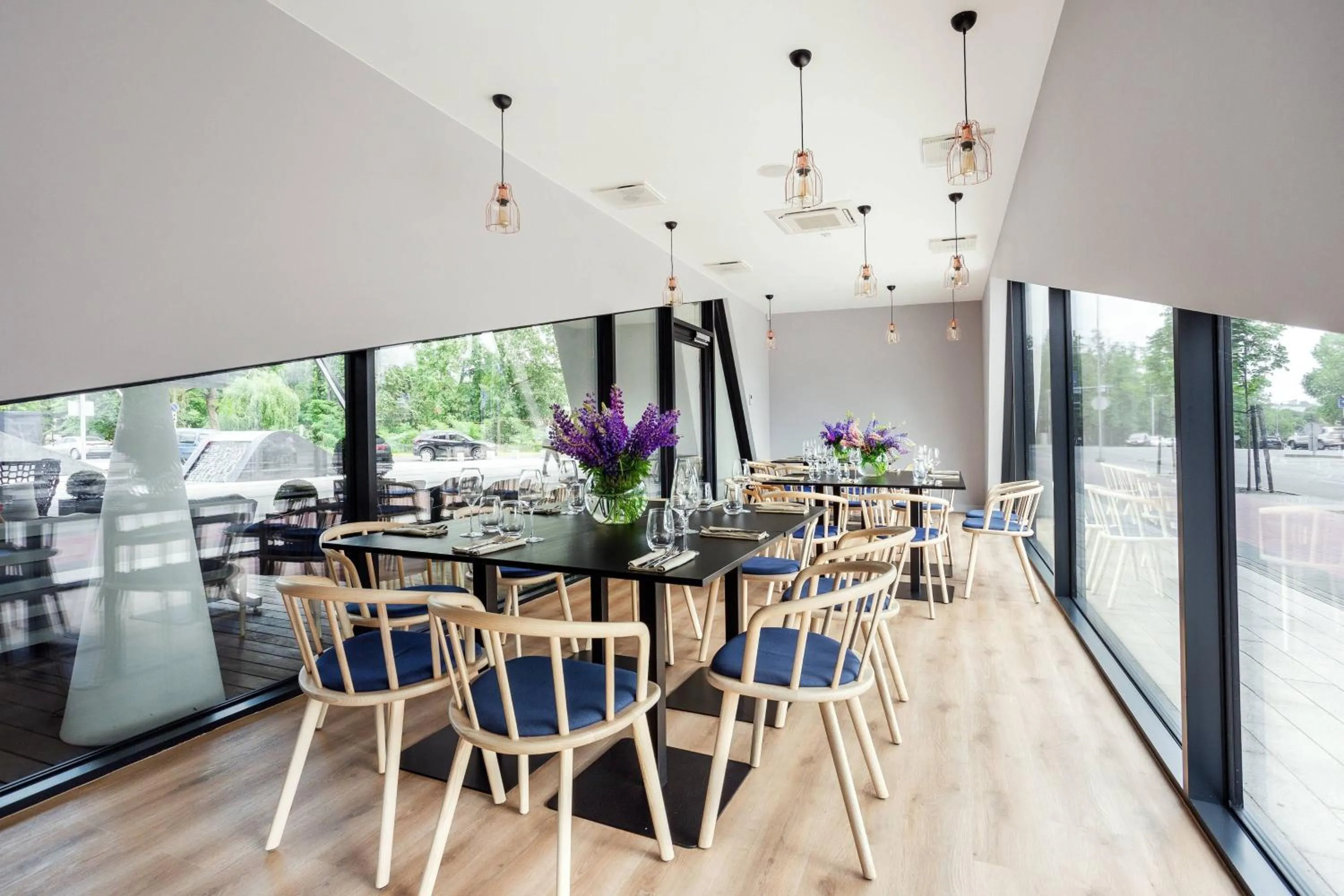 Restaurant/places to eat in Courtyard by Marriott Vilnius City Center