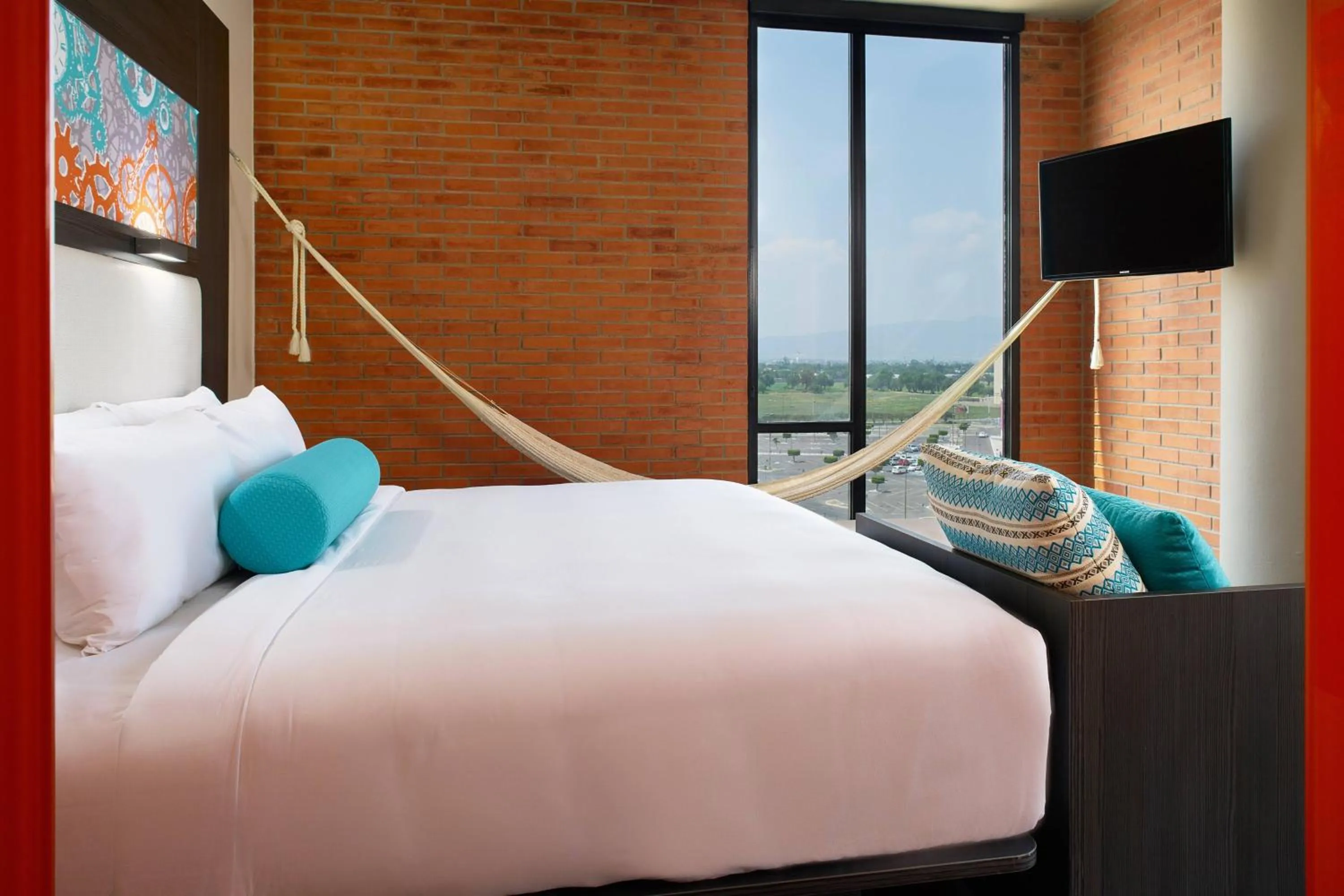 Bedroom in Aloft Celaya