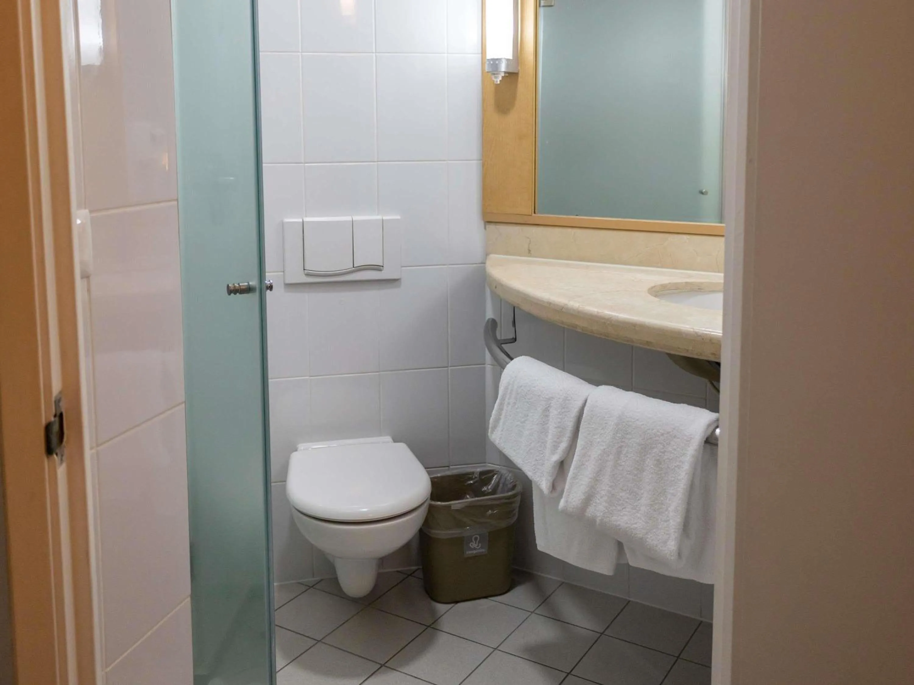 Bedroom in Ibis Merida