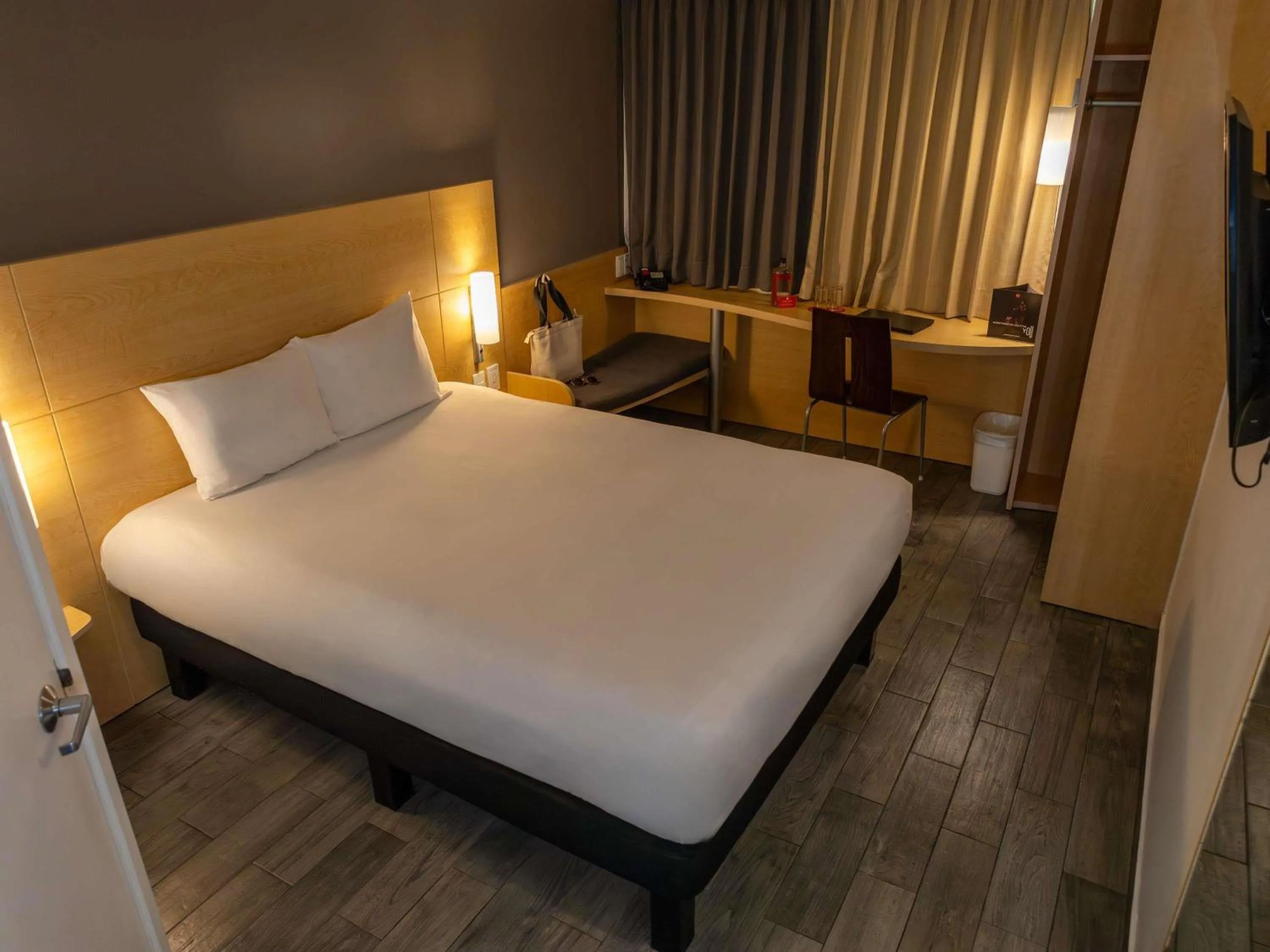 Bedroom, Bed in Ibis Merida