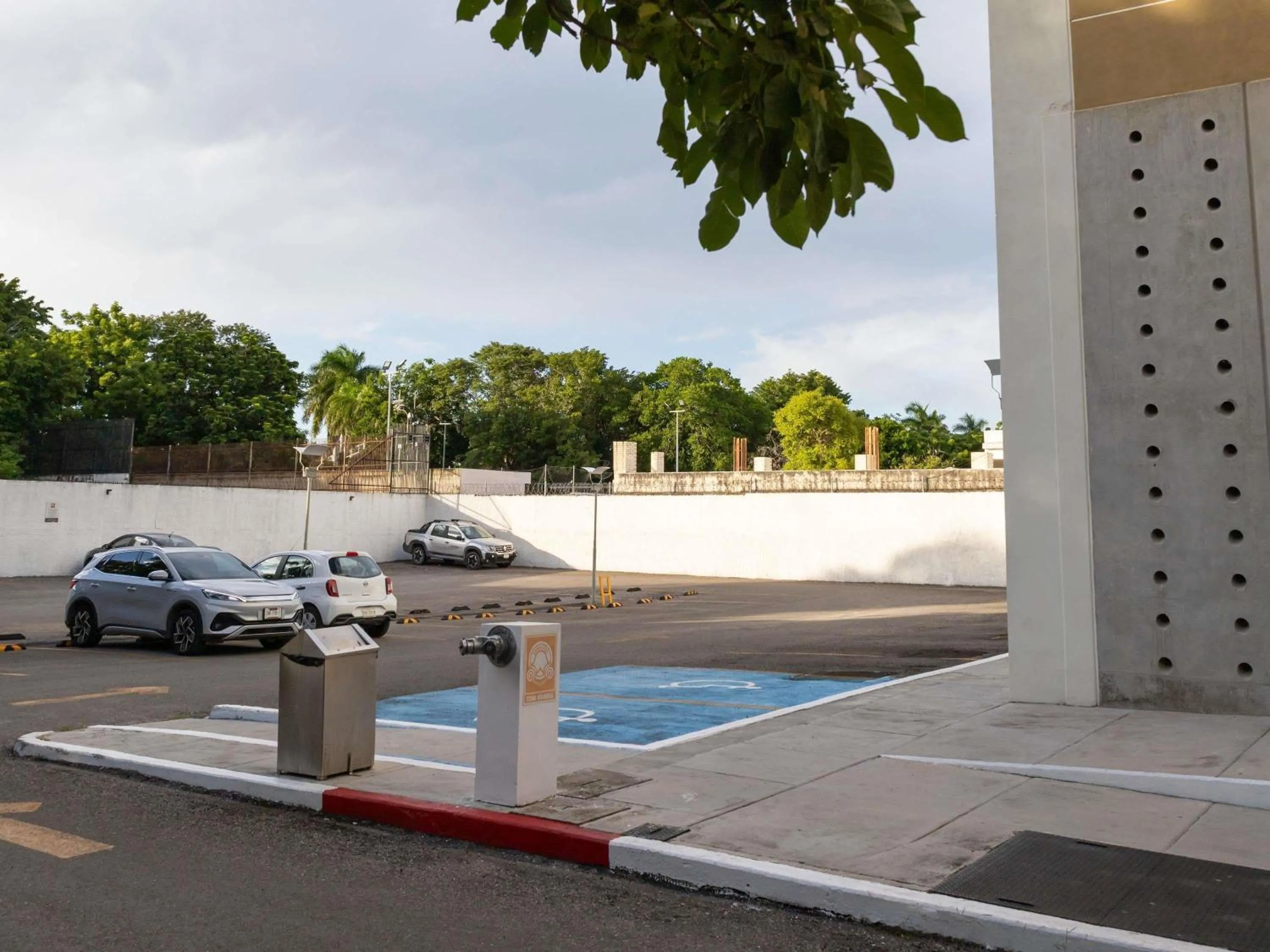 Other in Ibis Merida