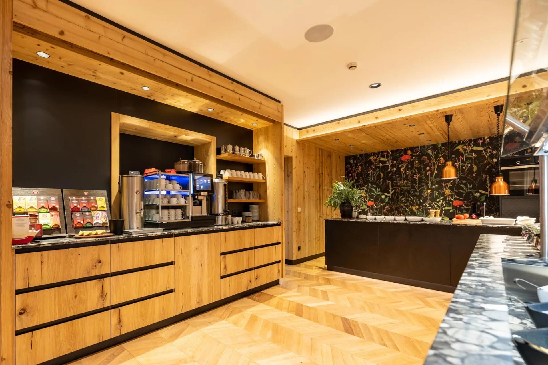 Restaurant/places to eat in Ferienhotel Jörglerhof