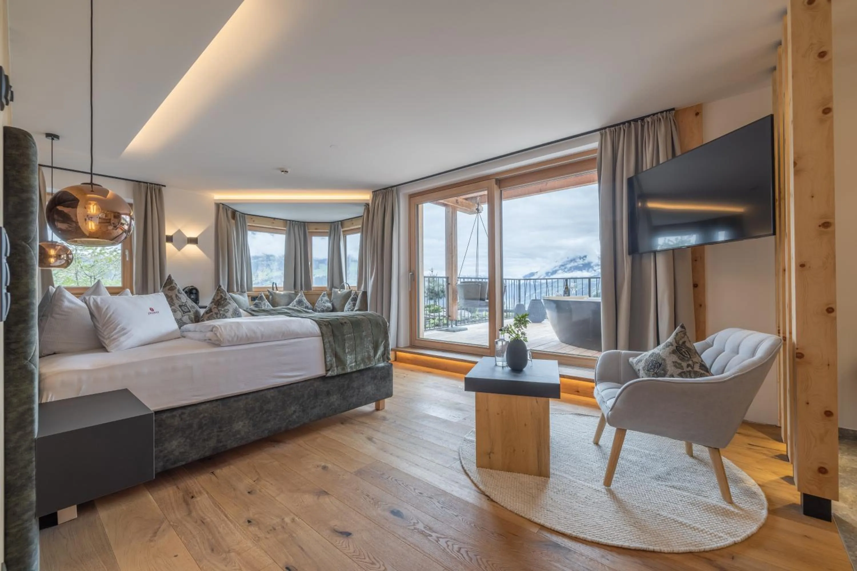 Balcony/Terrace, Bed in Ferienhotel Jörglerhof