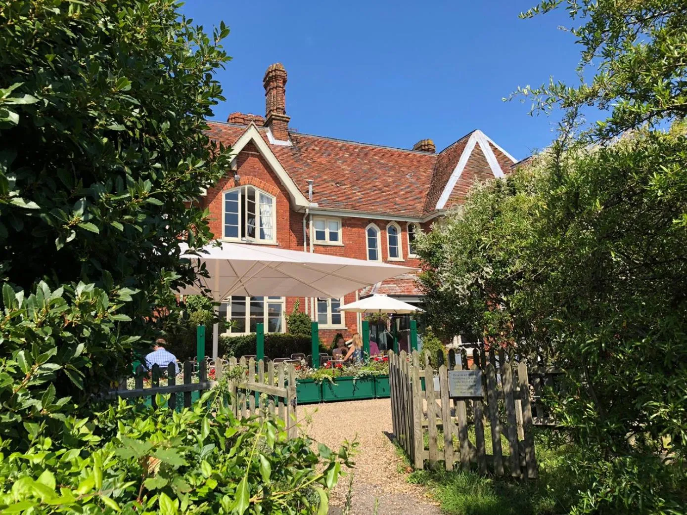 Garden in Crown and Castle