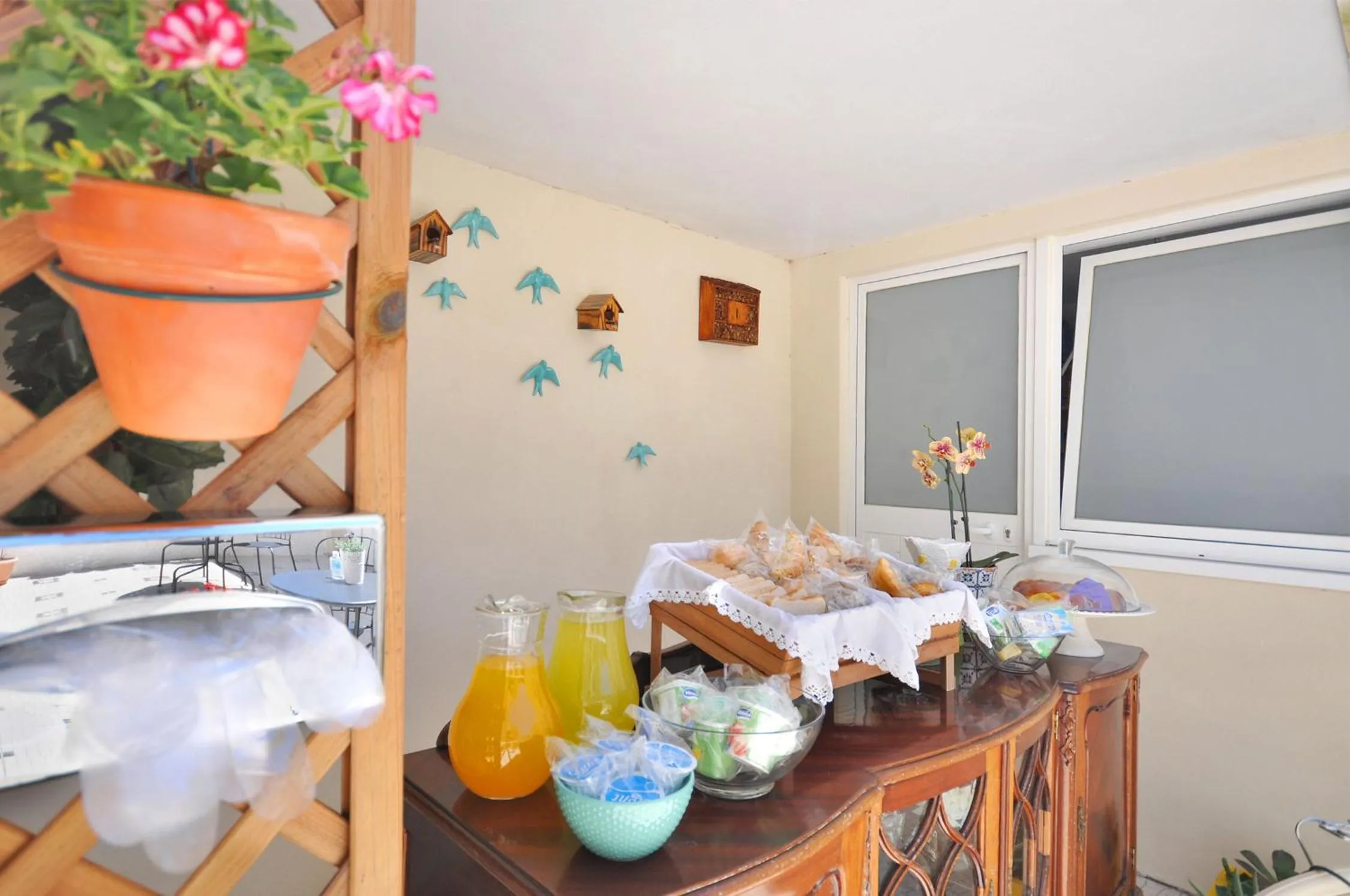 Porto Charming Hotel