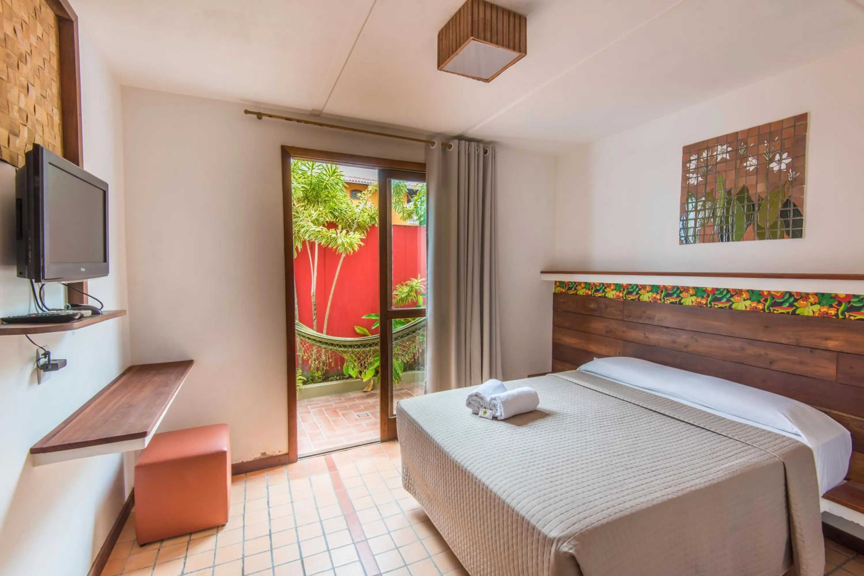 Photo of the whole room, Bed in Pousada Bahia Brasil